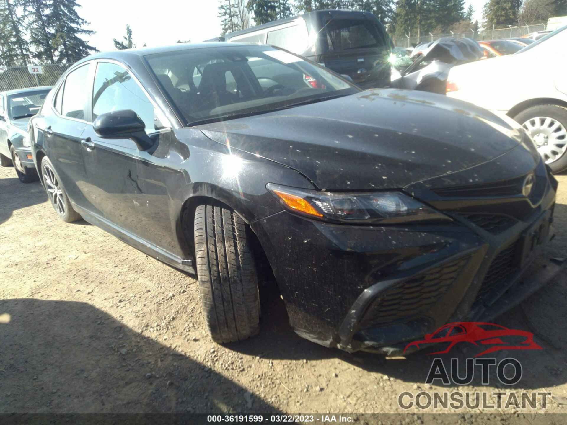 TOYOTA CAMRY 2021 - 4T1G11AK1MU569693