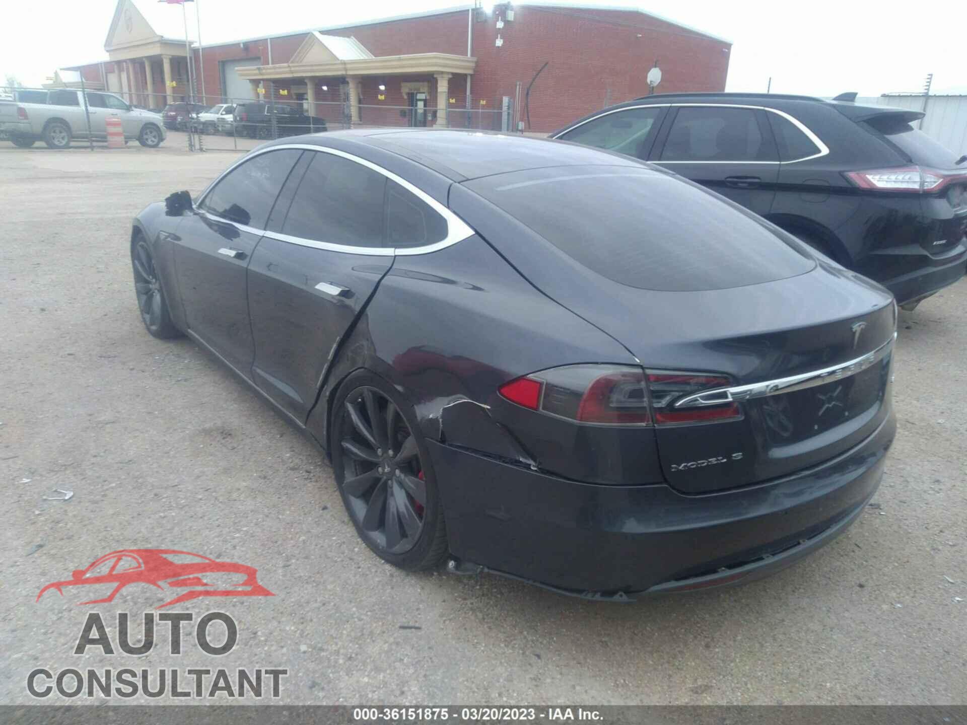 TESLA MODEL S 2016 - 5YJSA1E44GF120211
