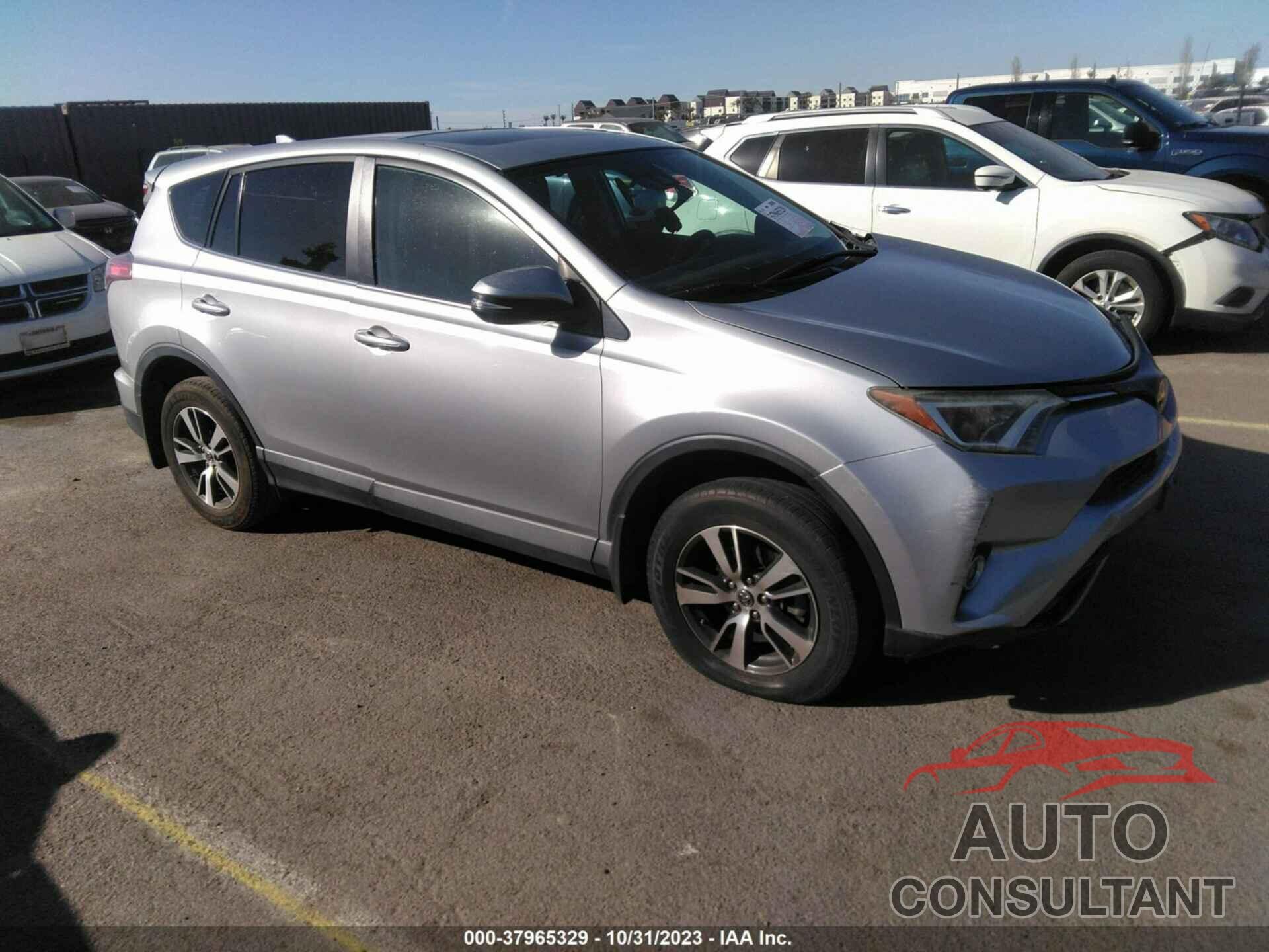 TOYOTA RAV4 2018 - 2T3WFREV0JW463805