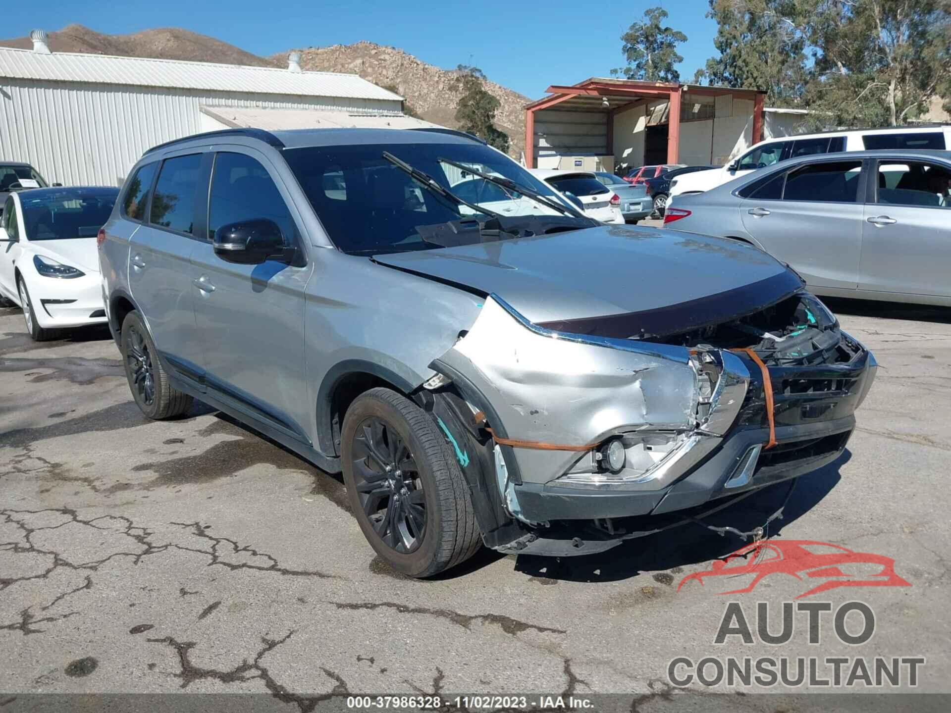 MITSUBISHI OUTLANDER 2019 - JA4AD3A38KZ054853