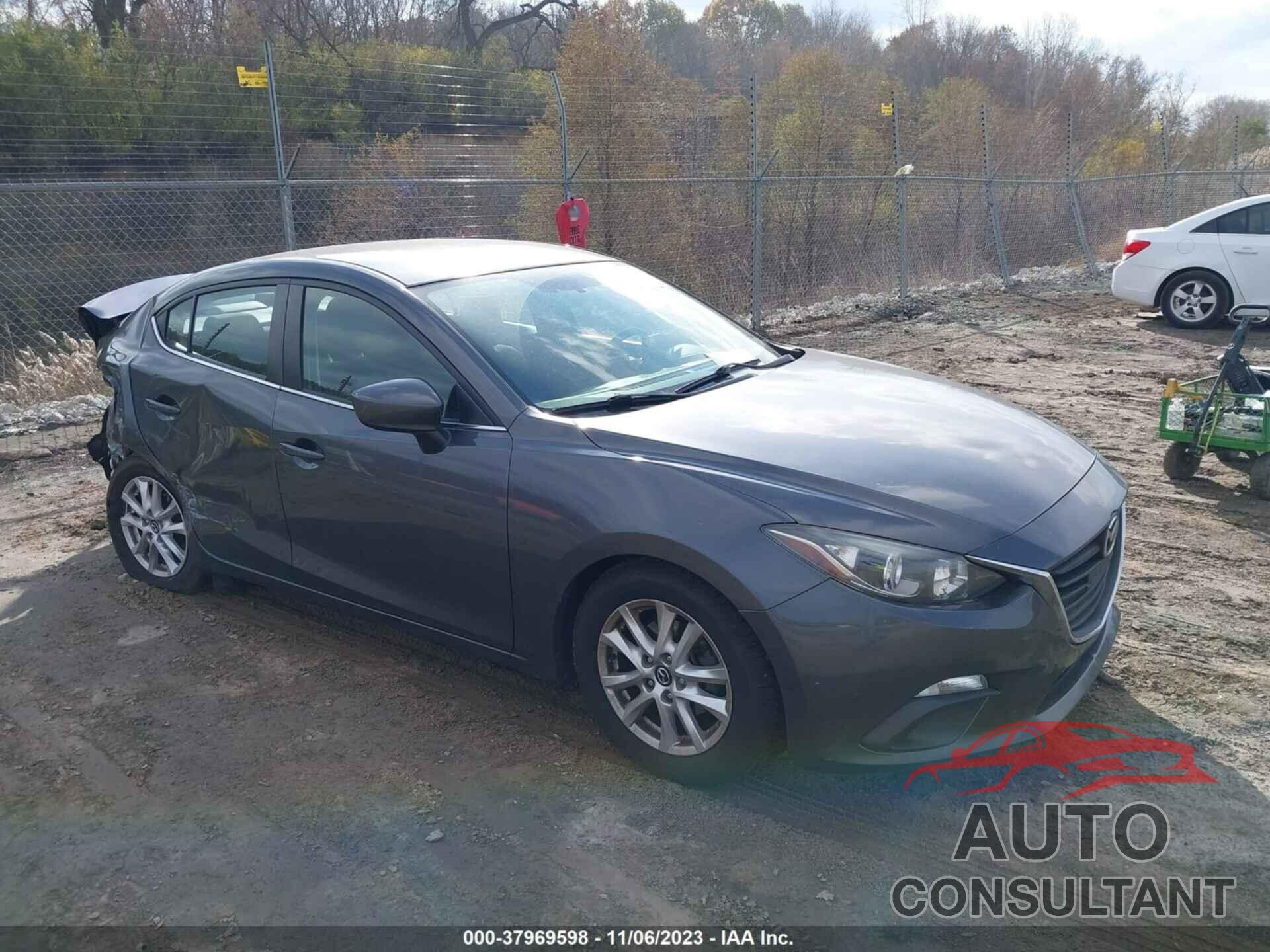 MAZDA MAZDA3 2016 - JM1BM1U76G1337822