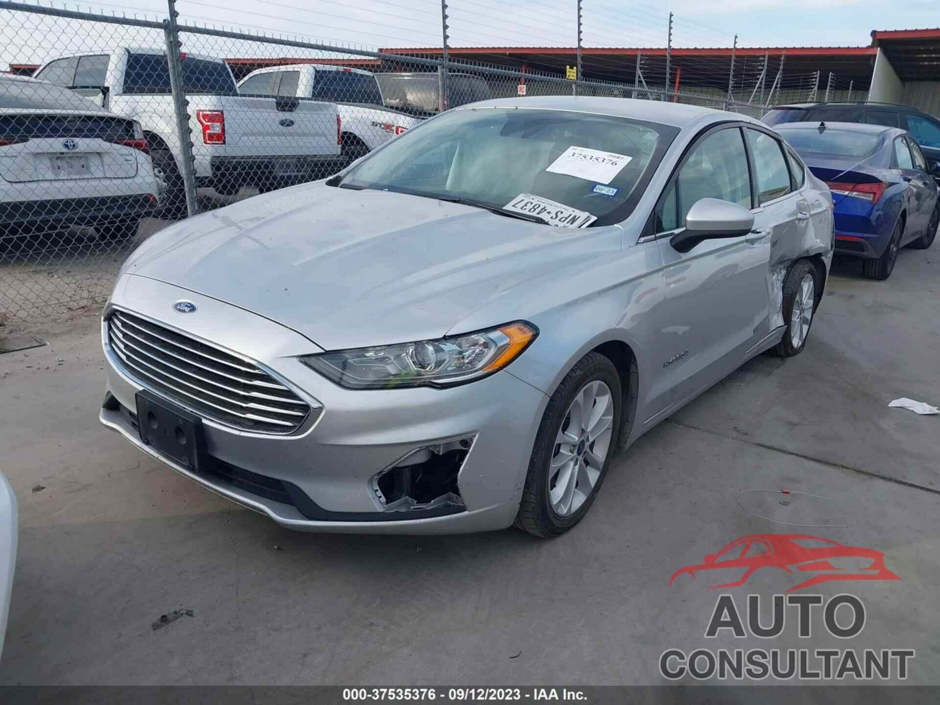 FORD FUSION HYBRID 2019 - 3FA6P0LU4KR207617