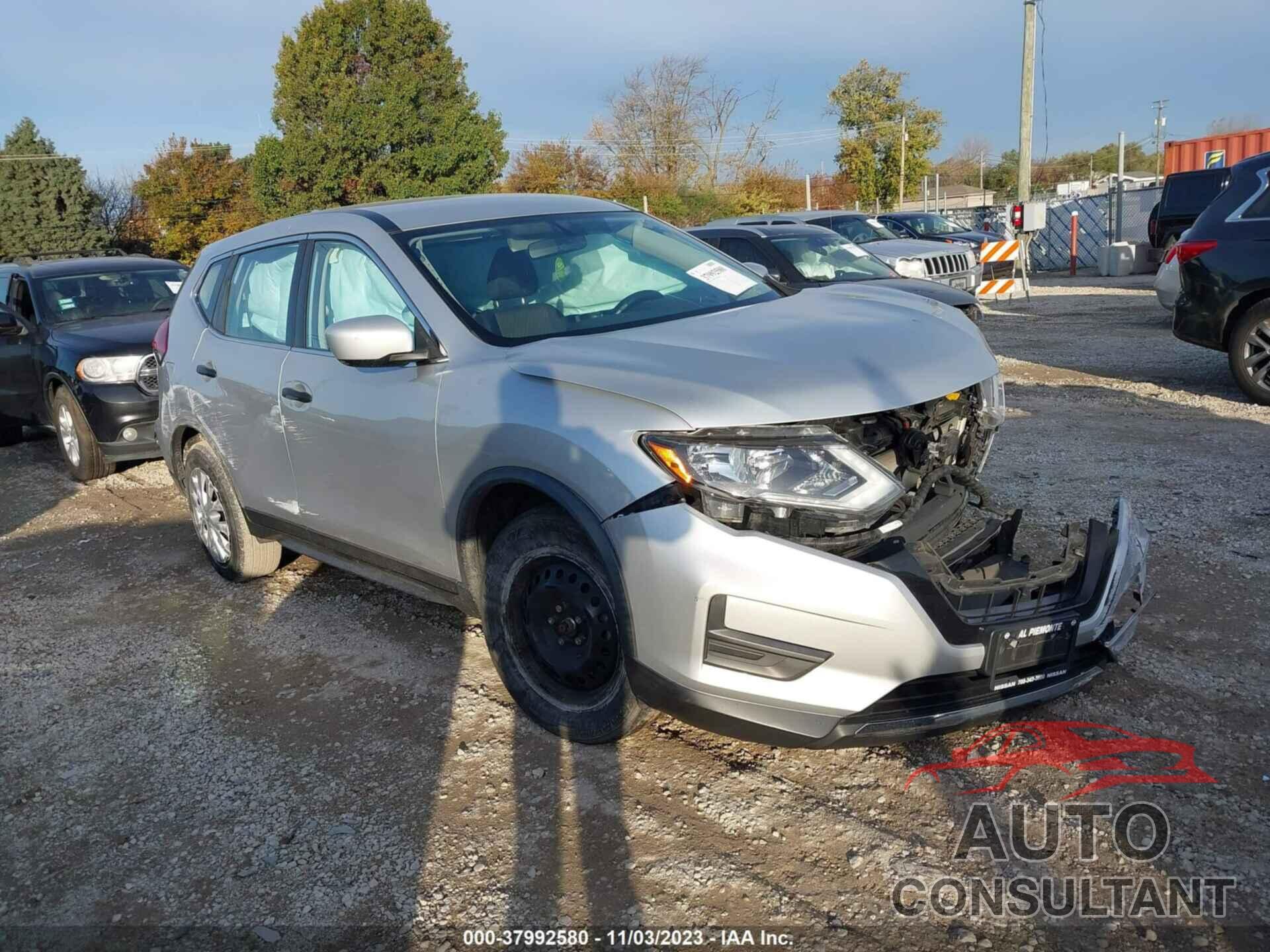 NISSAN ROGUE 2018 - JN8AT2MV8JW330372