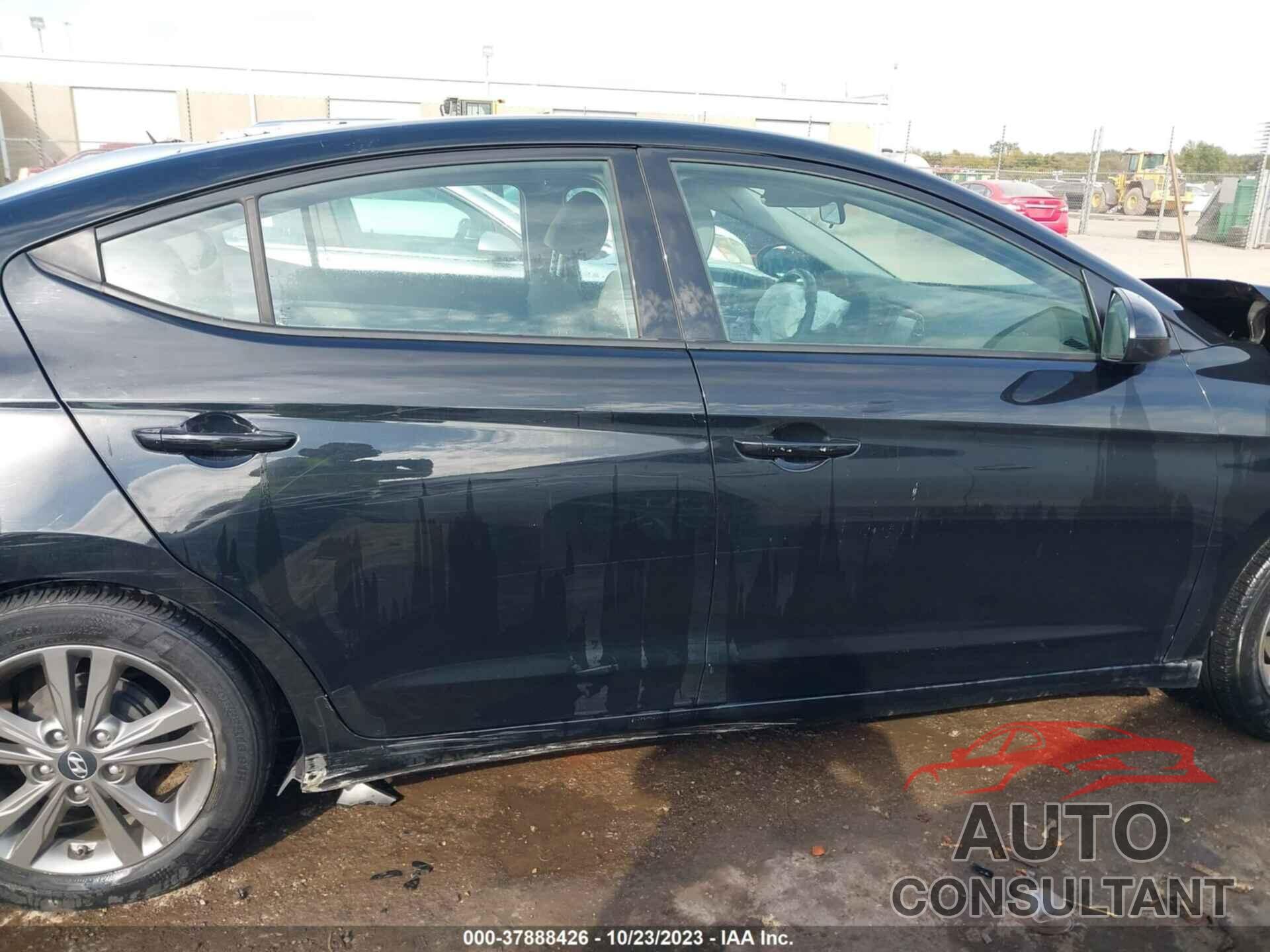 HYUNDAI ELANTRA 2017 - 5NPD84LF2HH010531