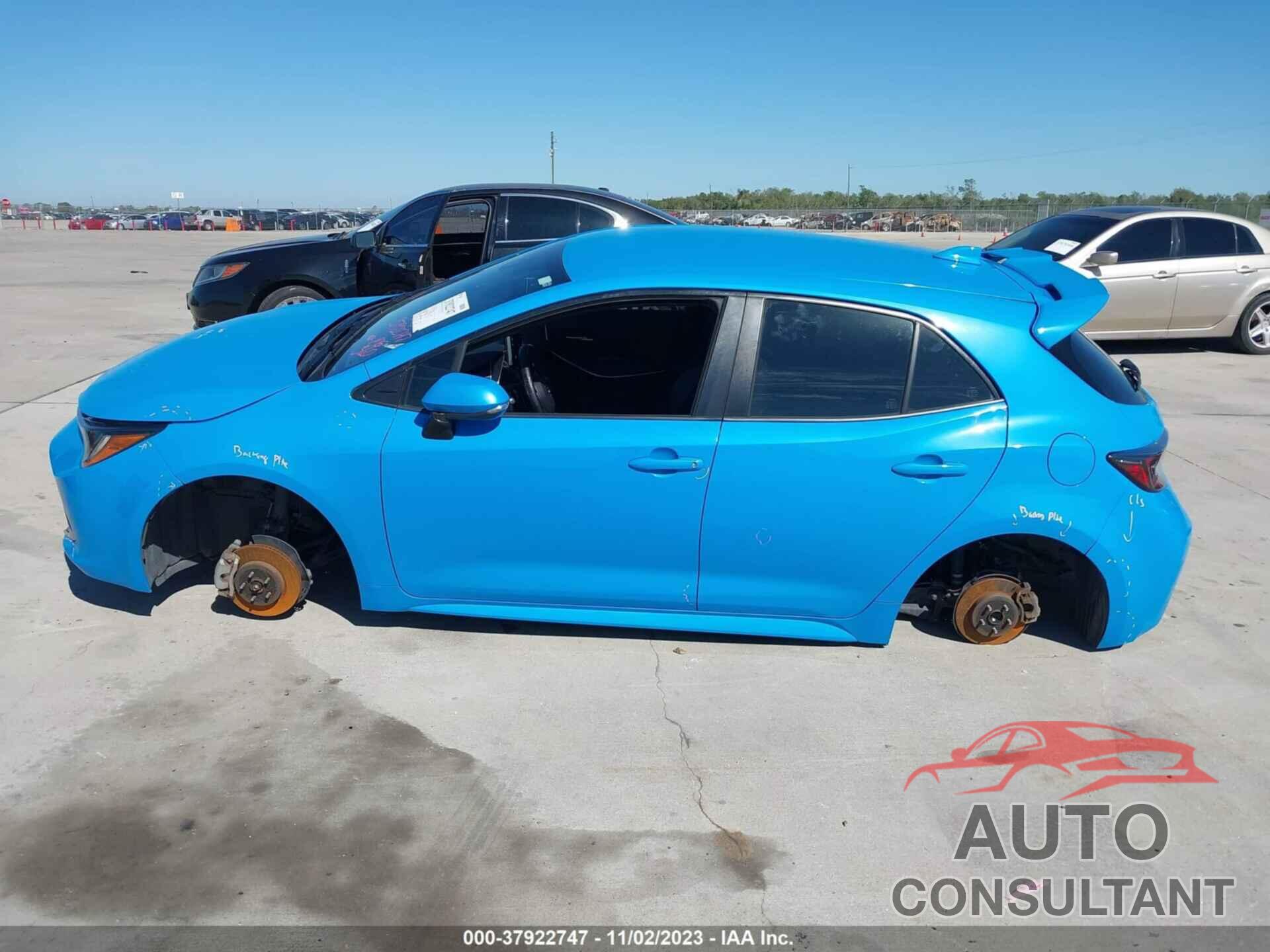 TOYOTA COROLLA HATCHBACK 2019 - JTNK4RBE3K3007483