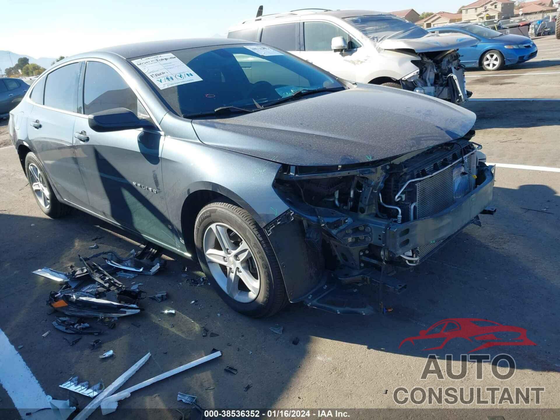CHEVROLET MALIBU 2019 - 1G1ZC5ST8KF170084