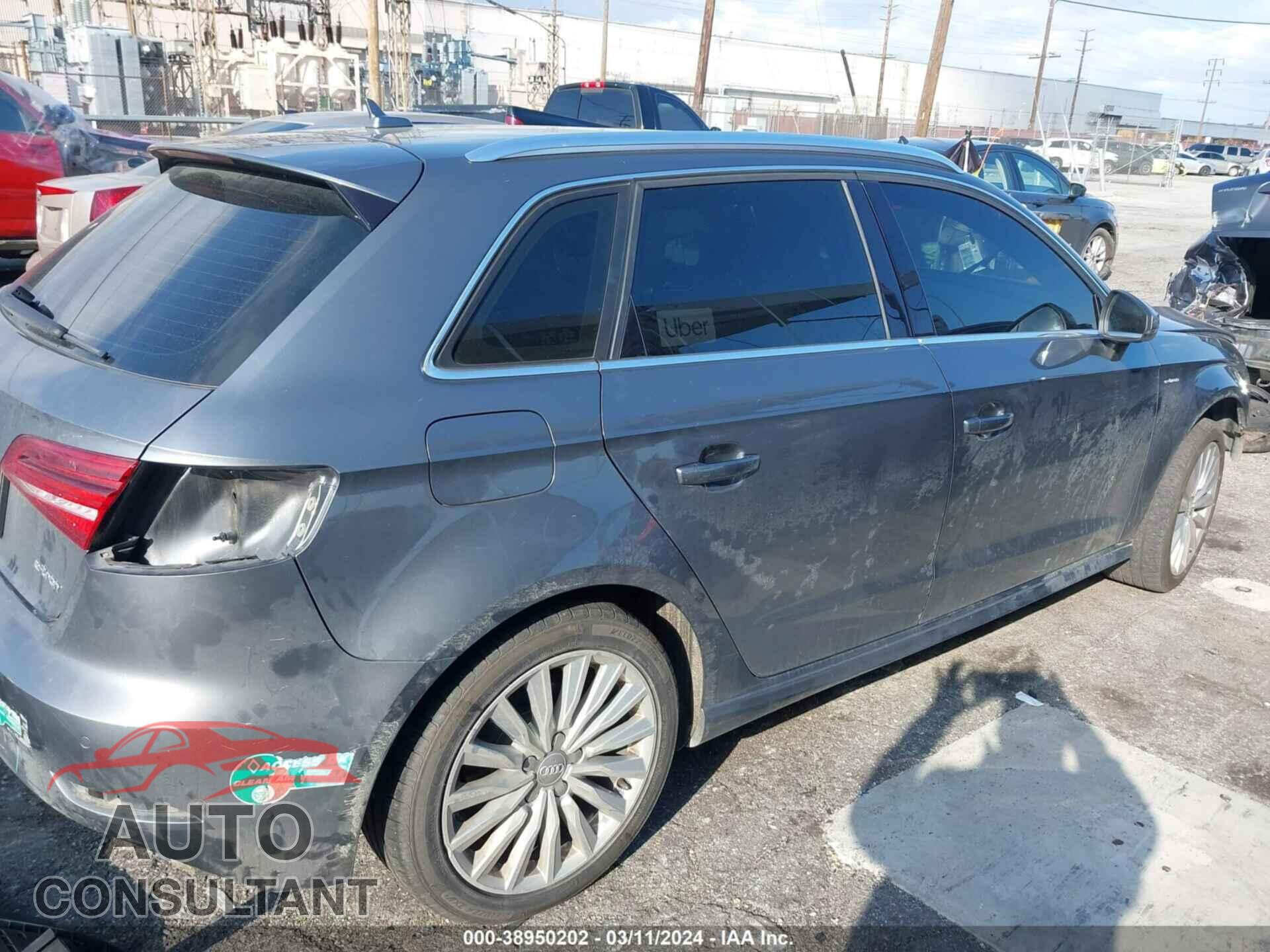 AUDI A3 E-TRON 2017 - WAUTPBFF7HA108926