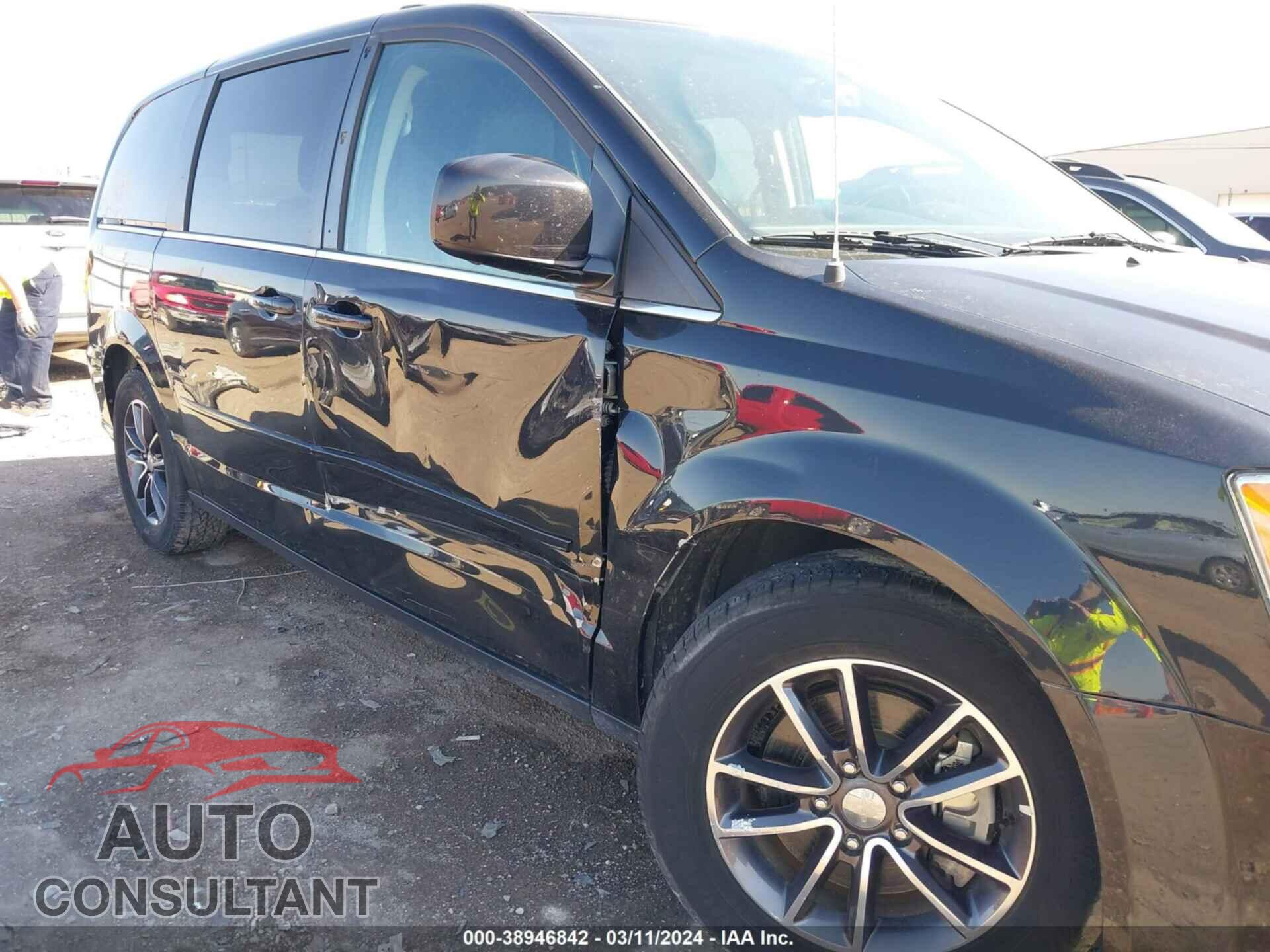 DODGE GRAND CARAVAN 2017 - 2C4RDGCG8HR677568