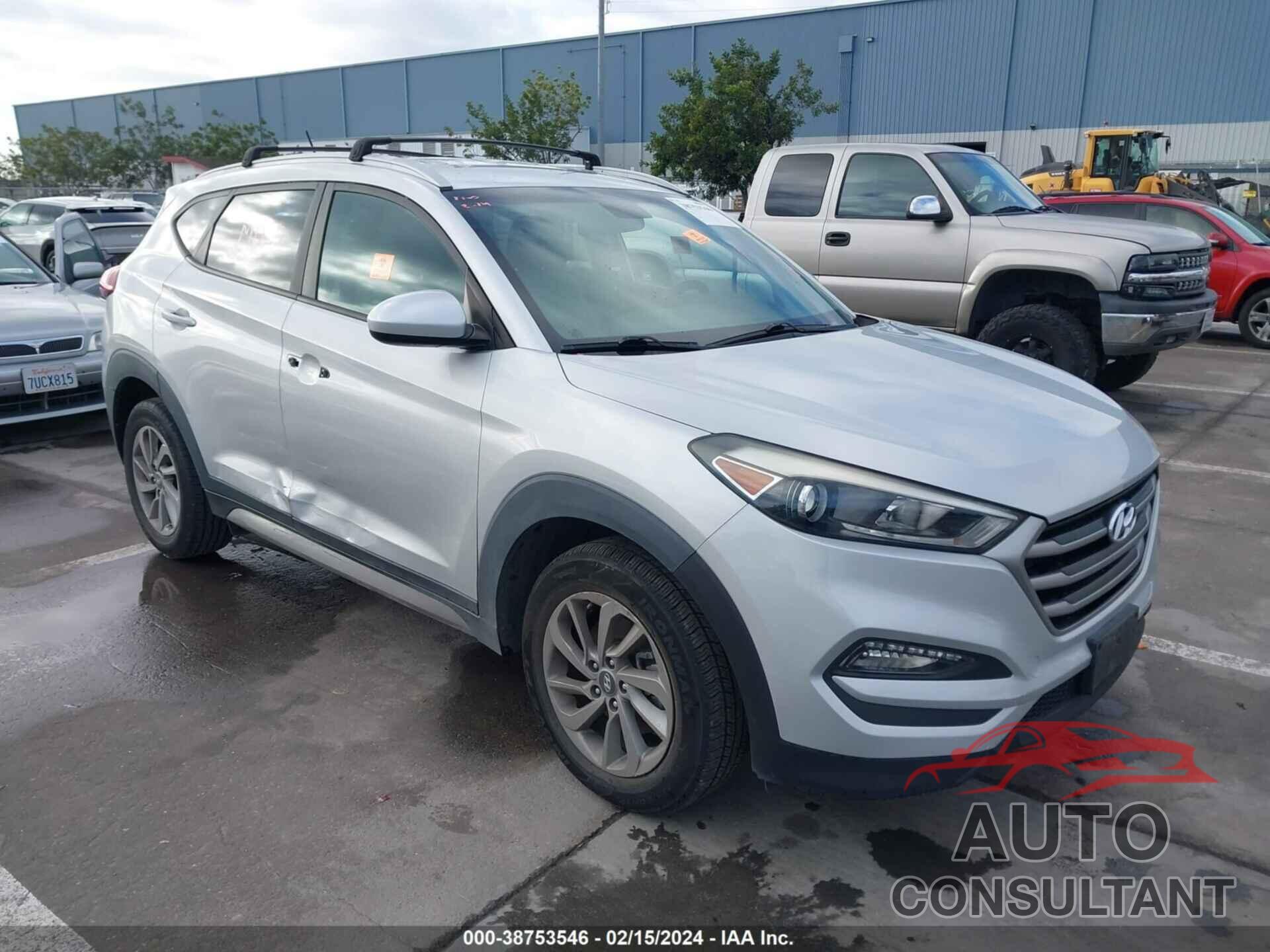 HYUNDAI TUCSON 2017 - KM8J33A42HU301612