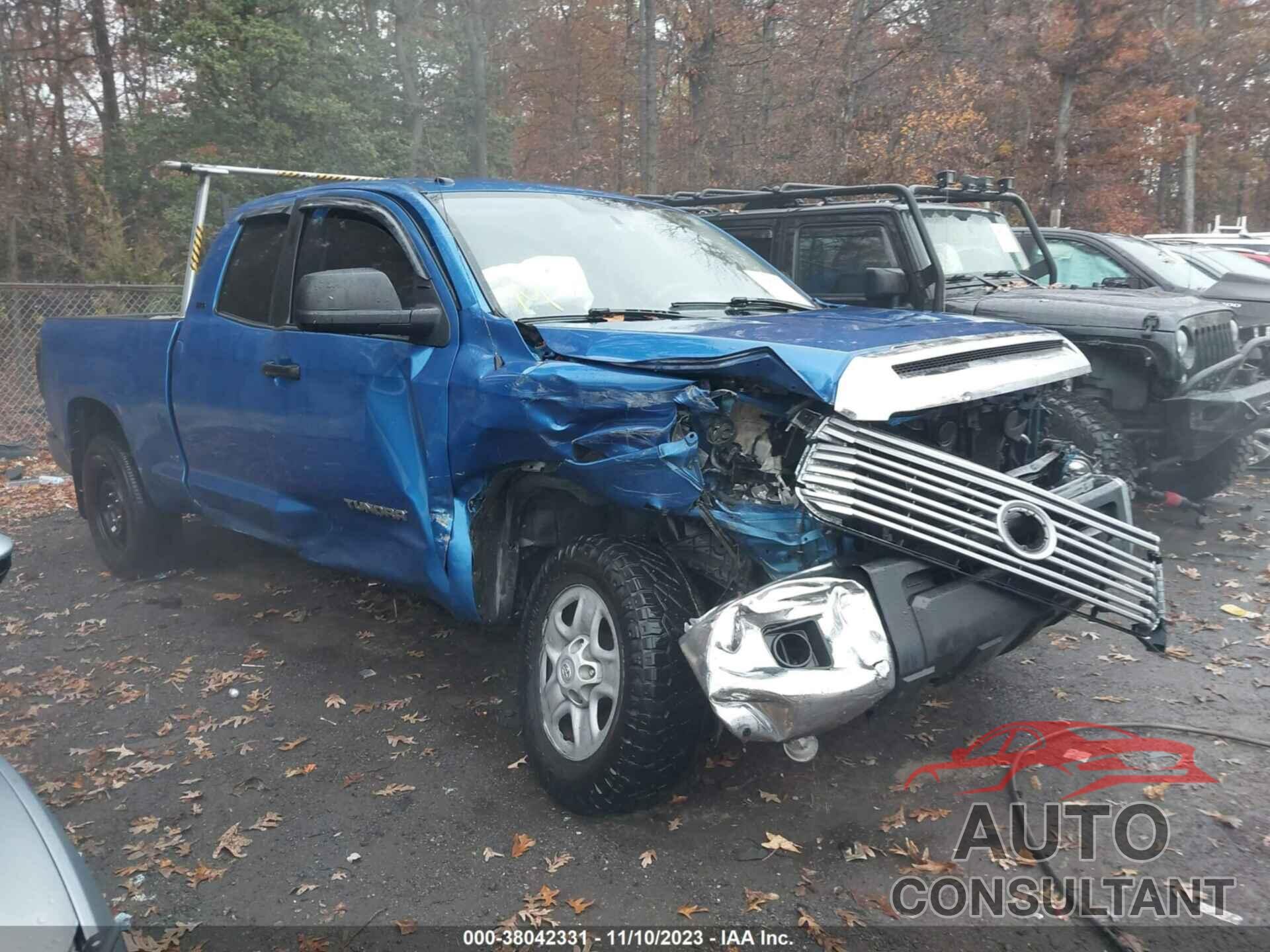 TOYOTA TUNDRA 2016 - 5TFUM5F17GX065108