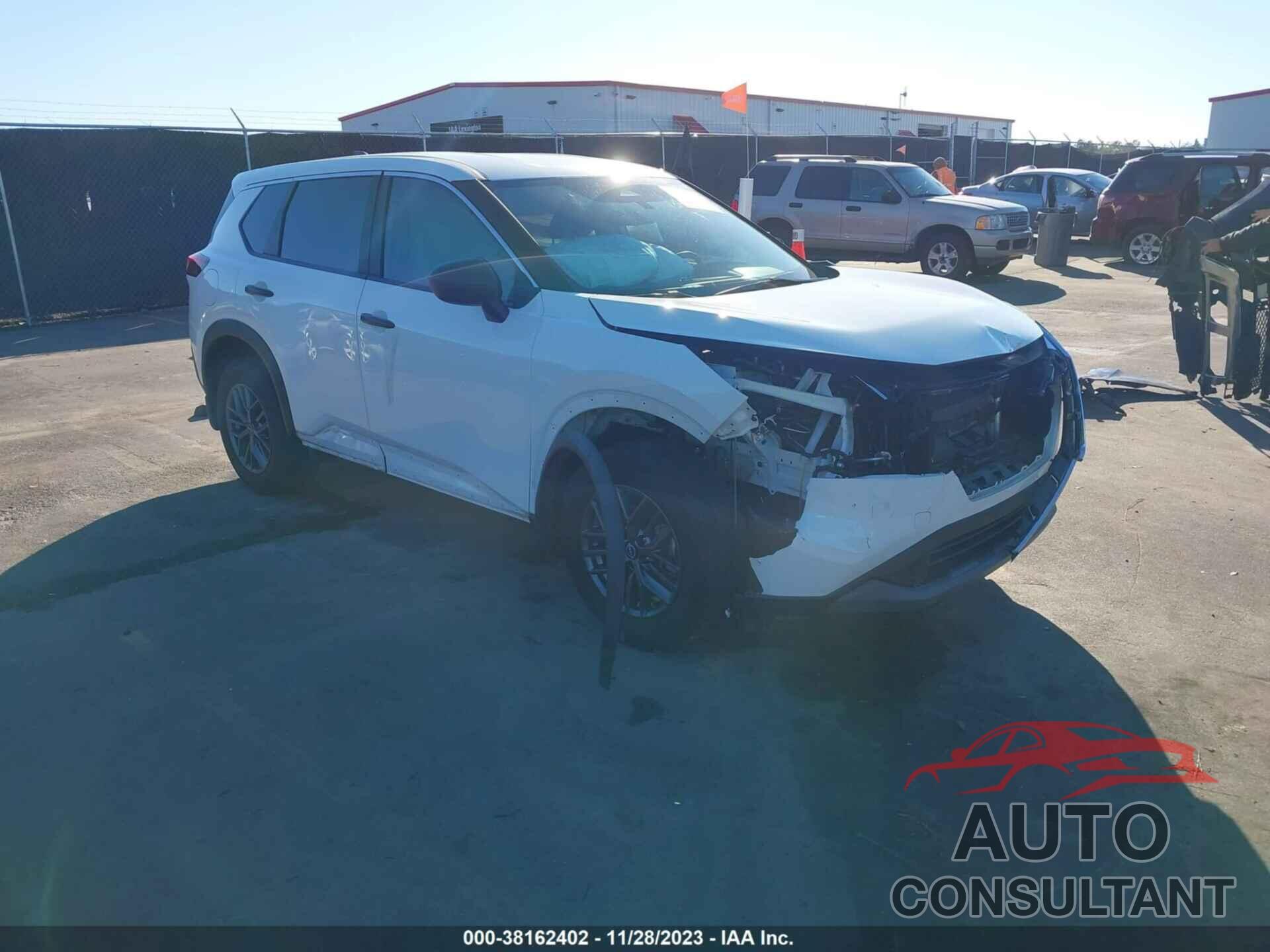 NISSAN ROGUE 2023 - 5N1BT3AB5PC759202