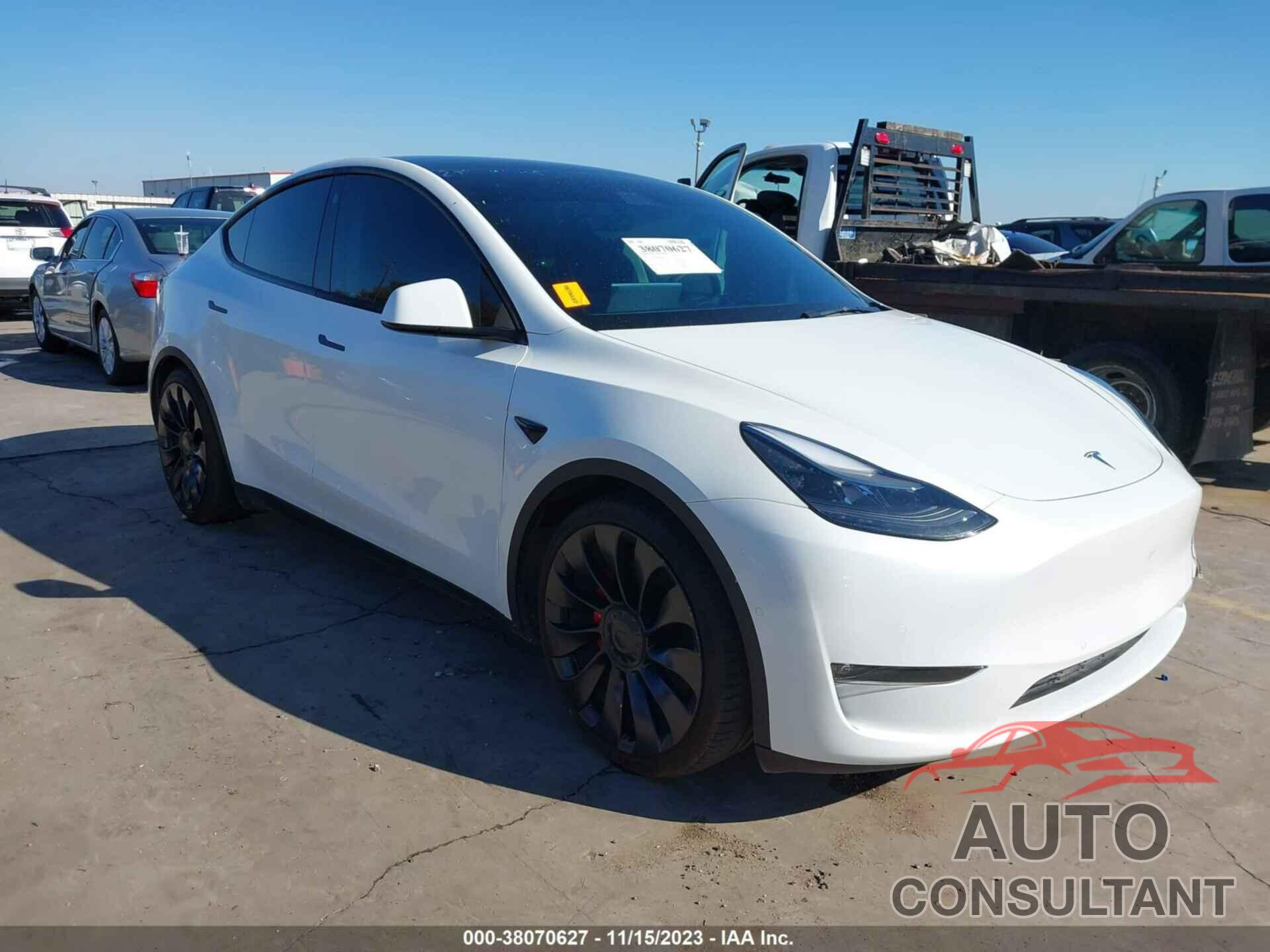 TESLA MODEL Y 2022 - 7SAYGDEF6NF450606