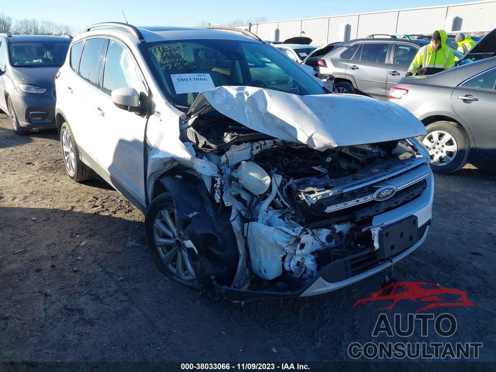 FORD ESCAPE 2019 - 1FMCU9HD2KUC48755