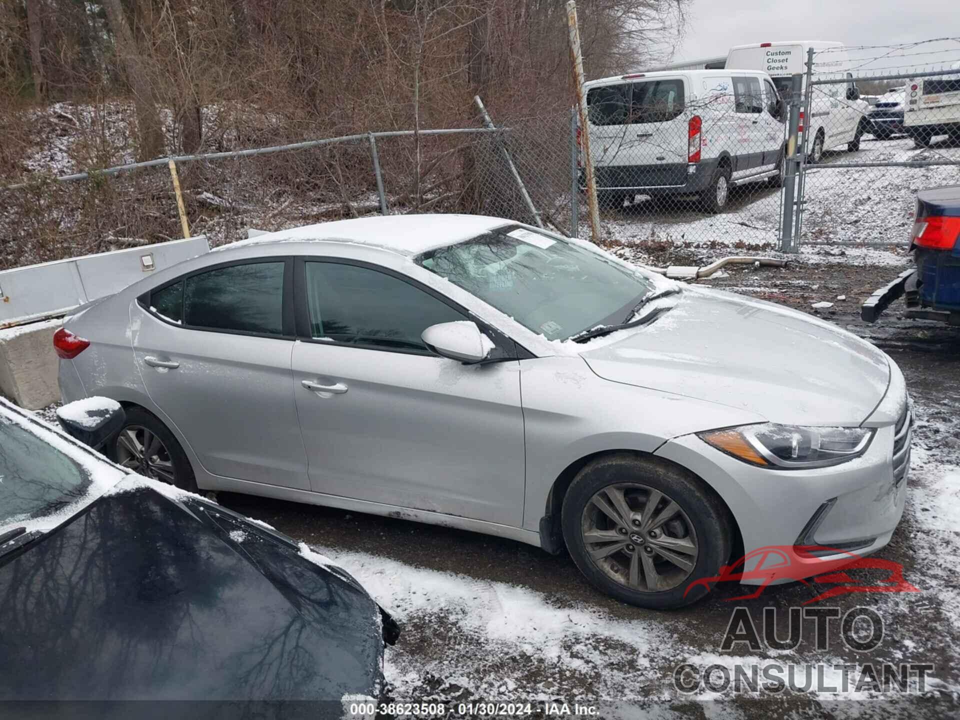 HYUNDAI ELANTRA 2018 - 5NPD84LF3JH310262