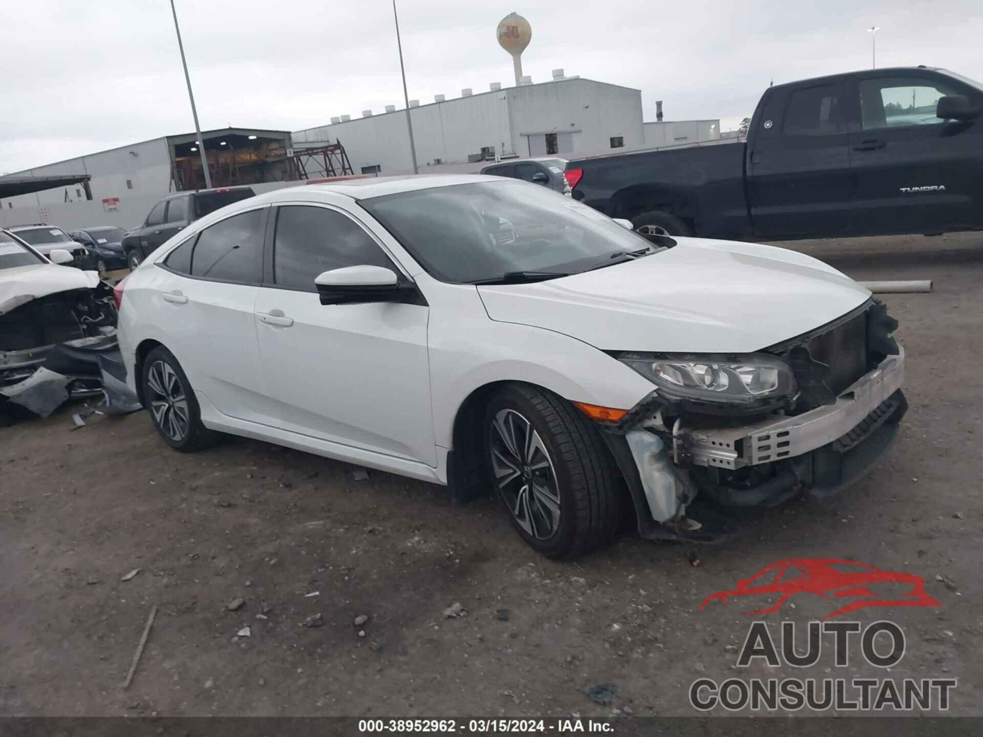 HONDA CIVIC 2018 - JHMFC1F78JX014473