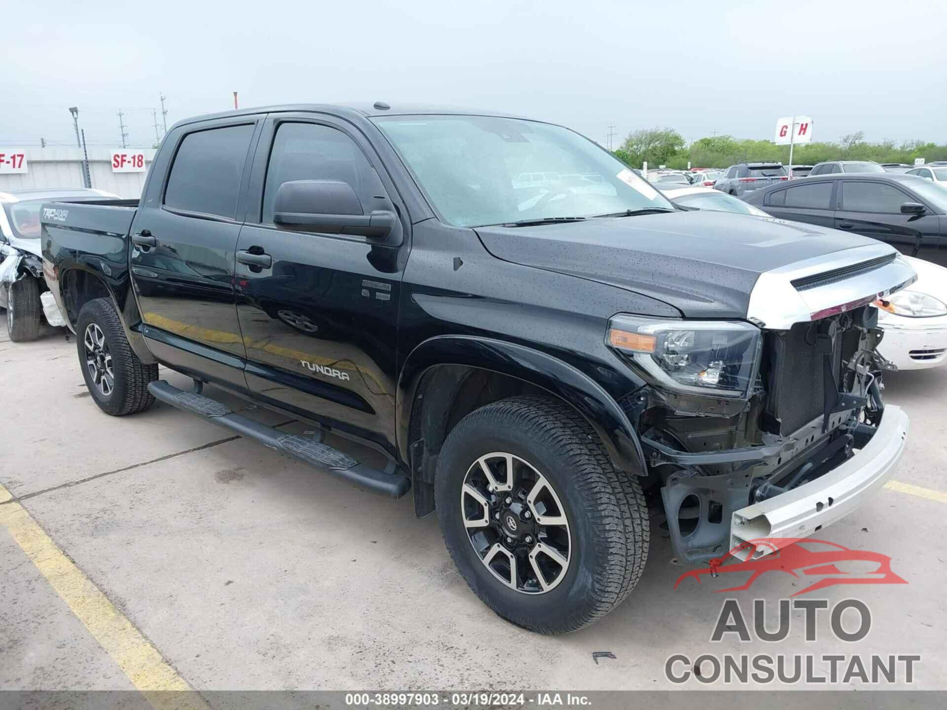 TOYOTA TUNDRA 2019 - 5TFDY5F12KX834305