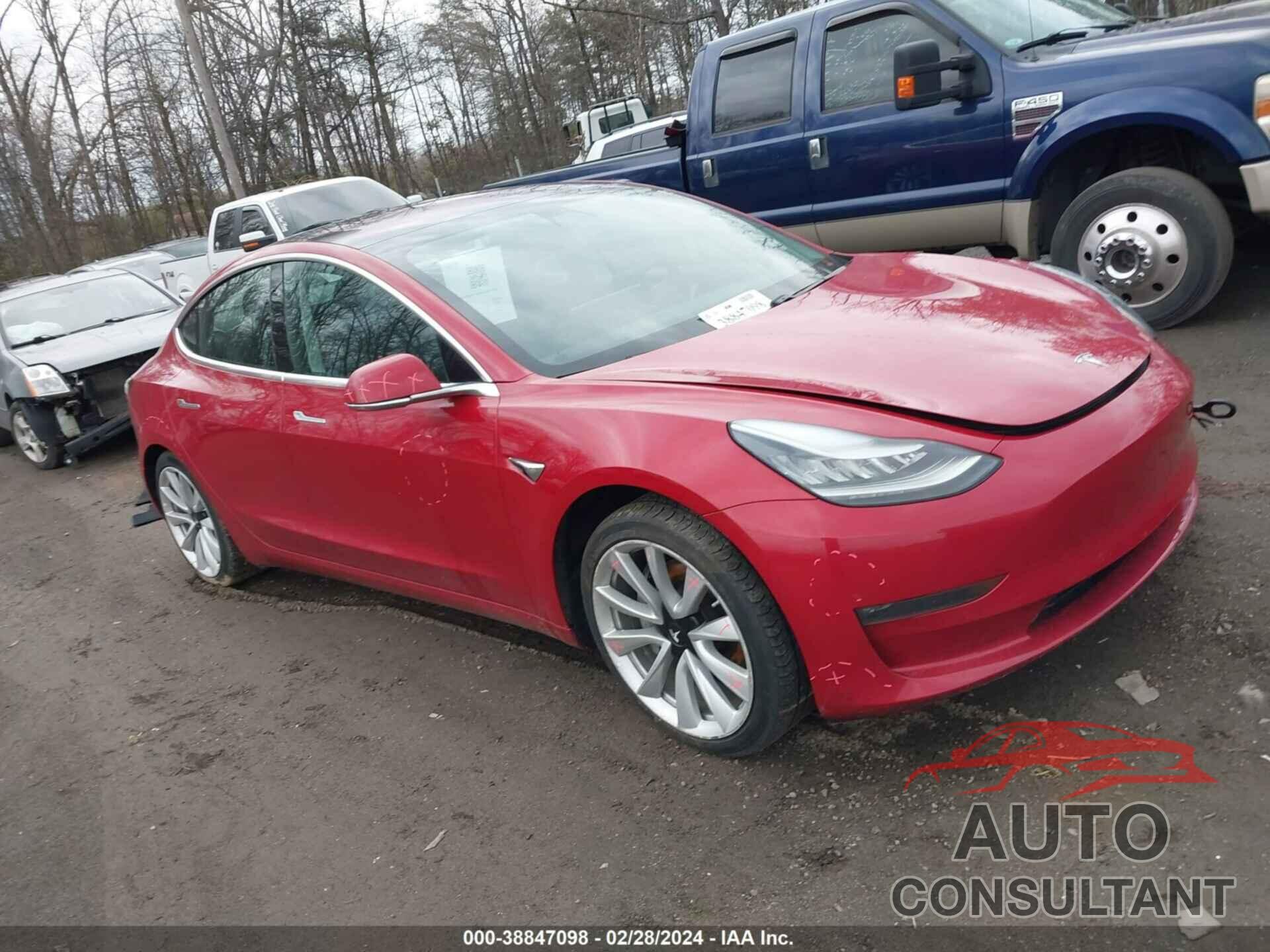 TESLA MODEL 3 2018 - 5YJ3E1EB8JF117097
