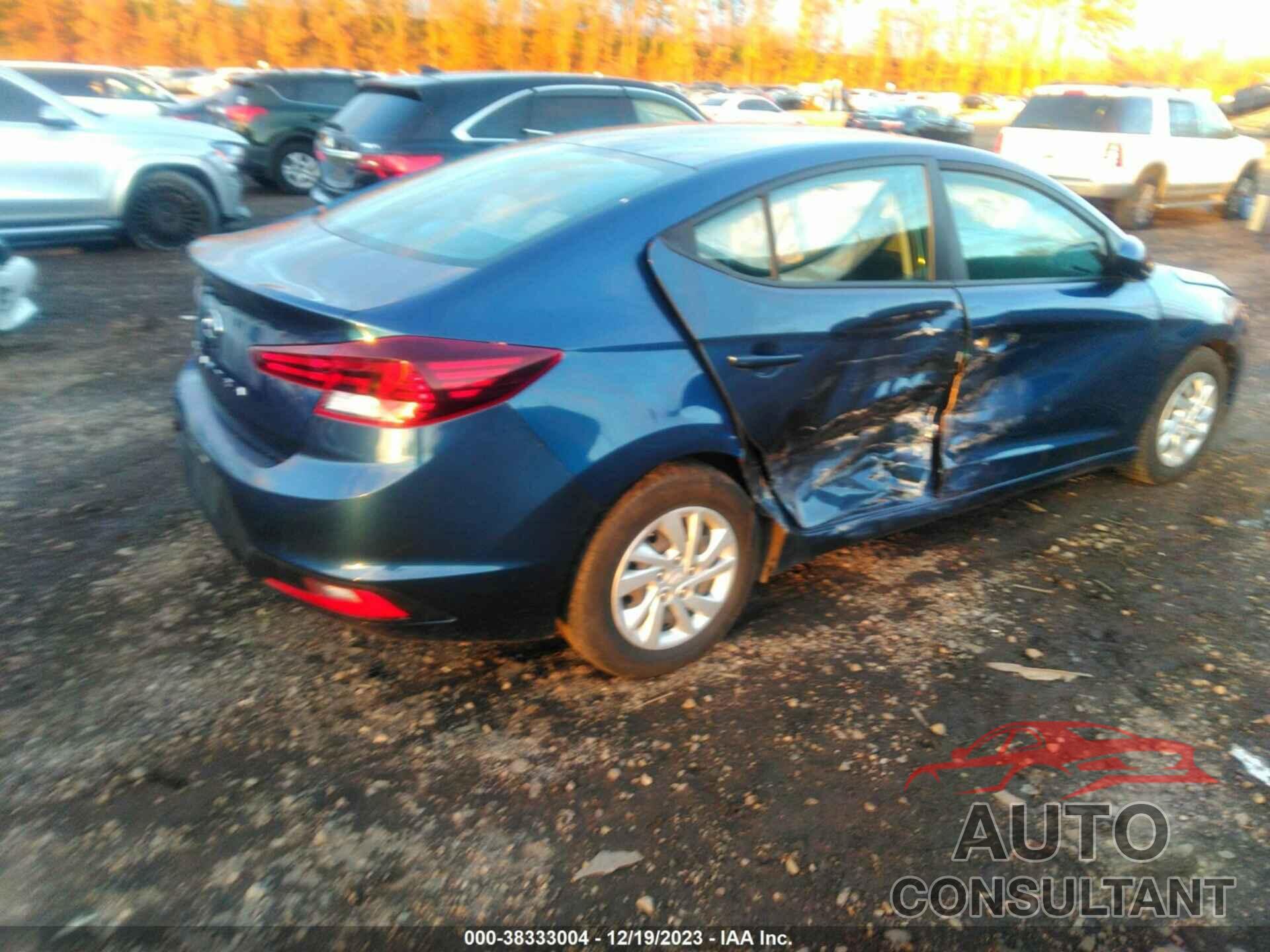 HYUNDAI ELANTRA 2019 - 5NPD74LF8KH497650