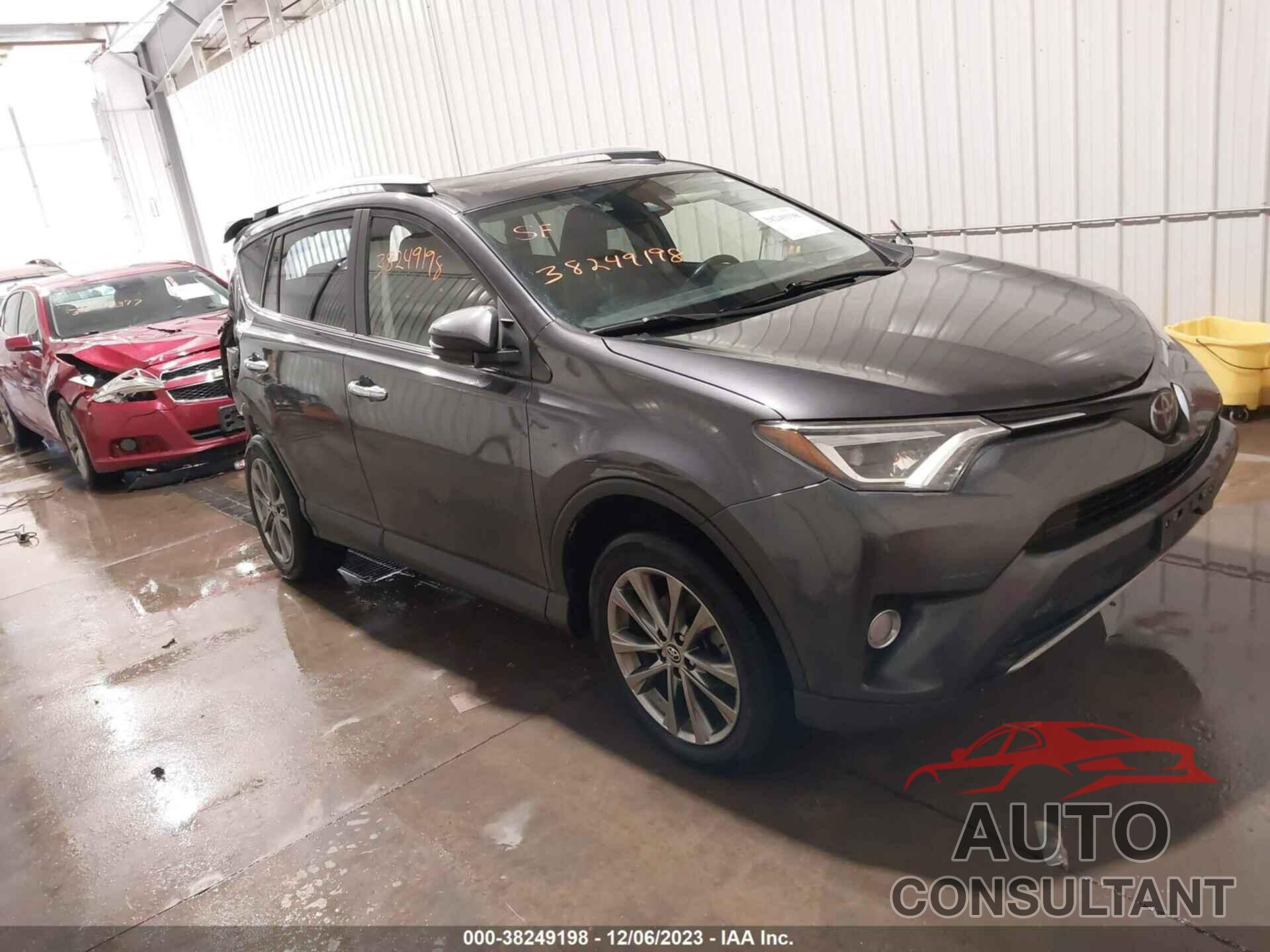 TOYOTA RAV4 2018 - JTMDFREV9JJ191700