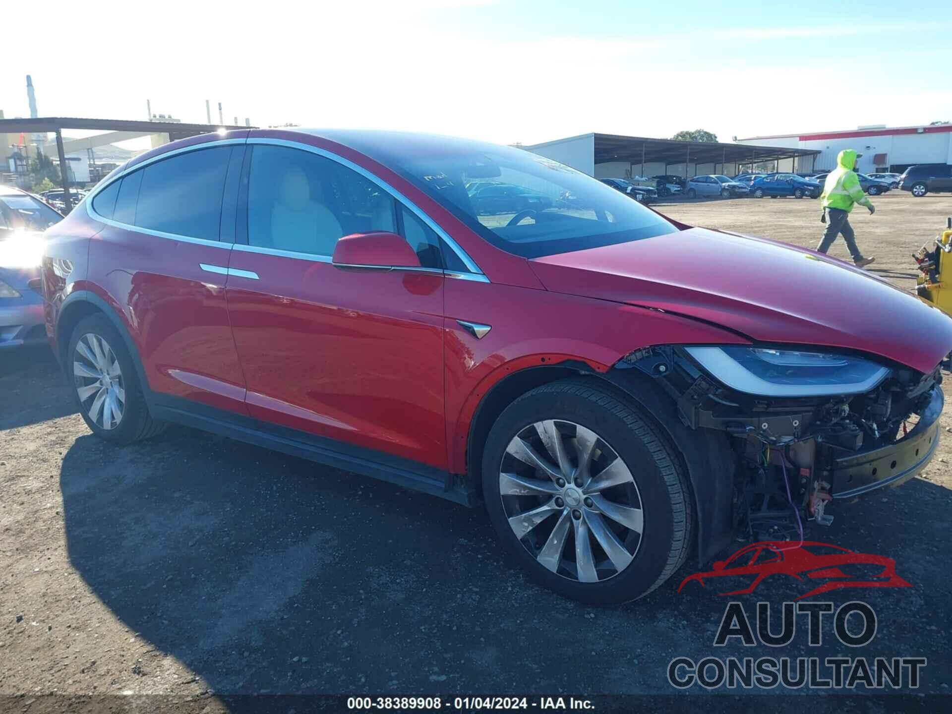 TESLA MODEL X 2020 - 5YJXCBE23LF239401