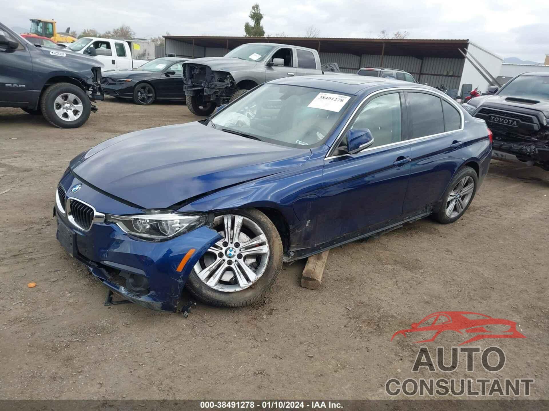 BMW 330E 2017 - WBA8E1C36HA158569