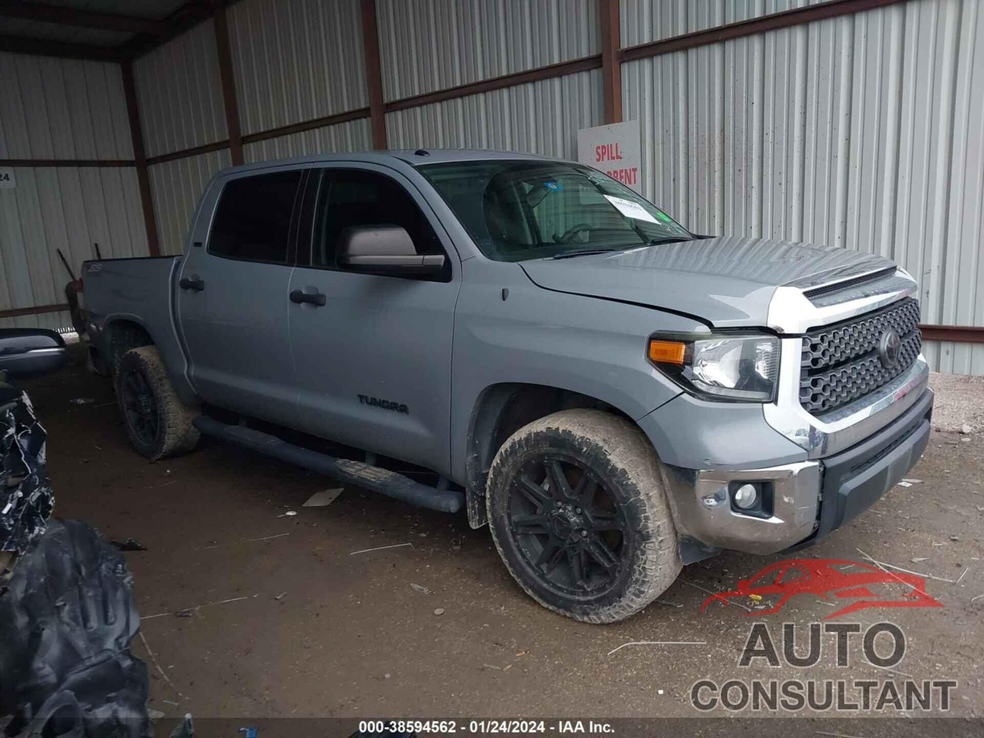 TOYOTA TUNDRA 2019 - 5TFEM5F13KX143851