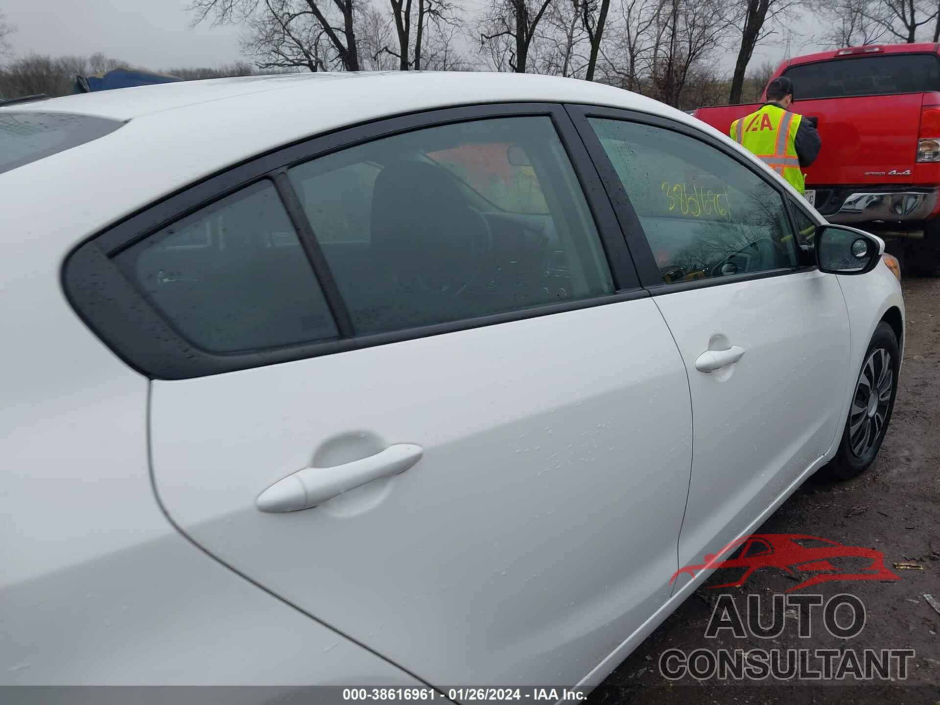 KIA FORTE 2016 - KNAFK4A6XG5473512