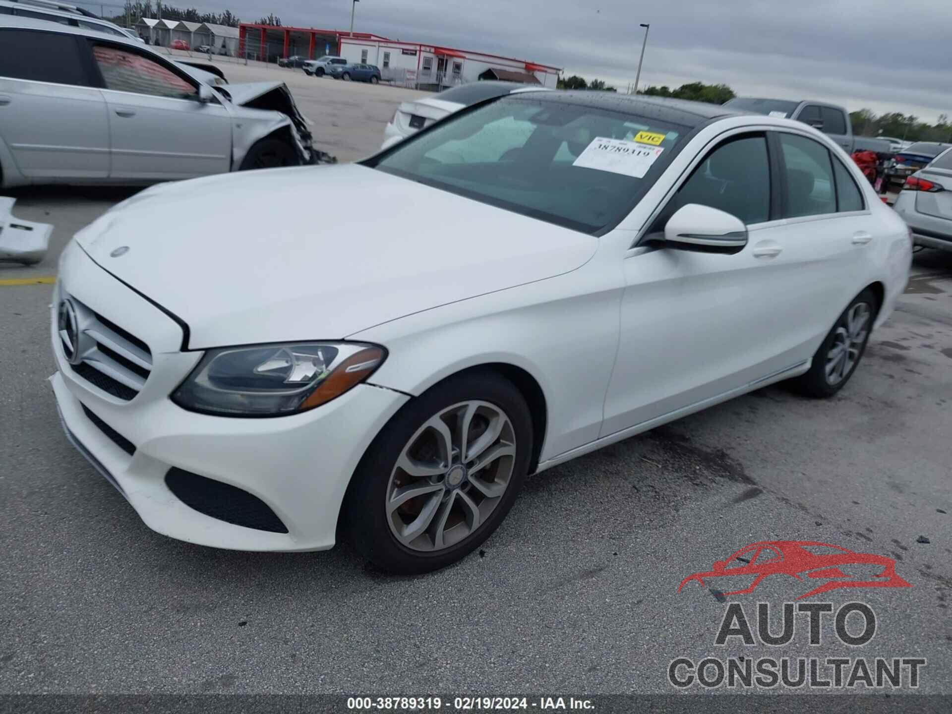 MERCEDES-BENZ C 300 2017 - 55SWF4JB5HU195427