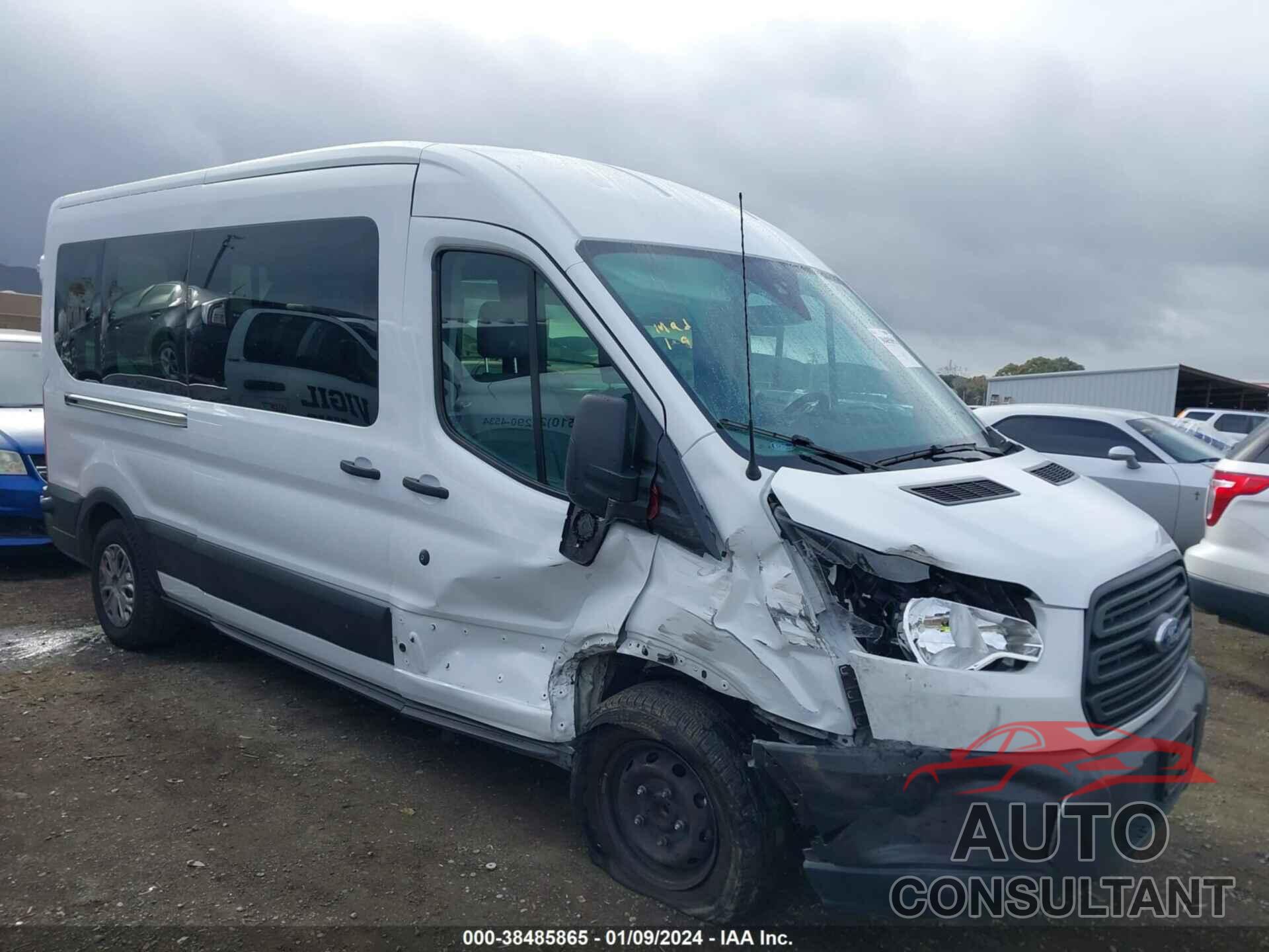 FORD TRANSIT-150 2019 - 1FTYE2CM2KKA95036