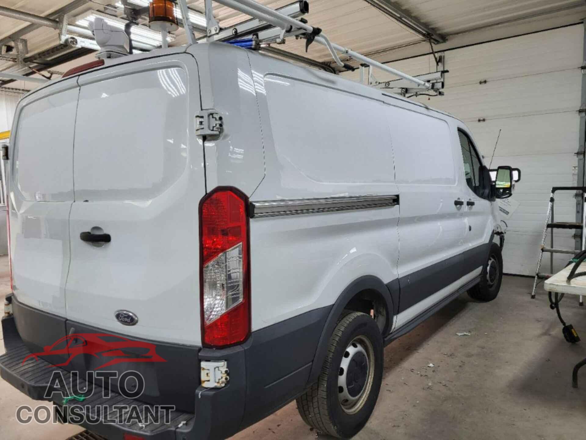 FORD TRANSIT 2016 - 1FTYR1YM7GKB54984
