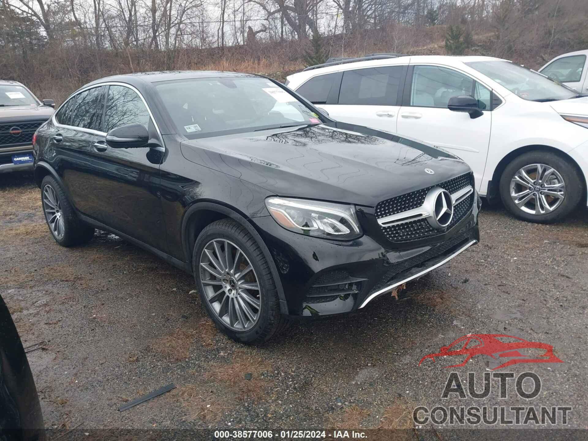 MERCEDES-BENZ GLC COUPE 2018 - WDC0J4KB1JF358302