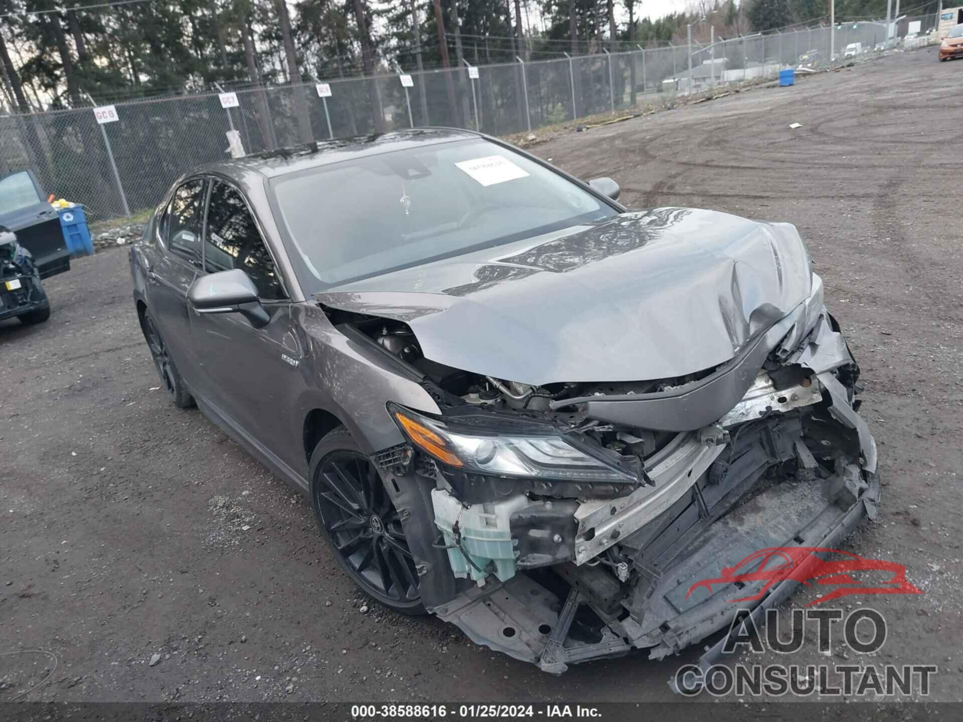 TOYOTA CAMRY 2021 - 4T1K31AK5MU550701