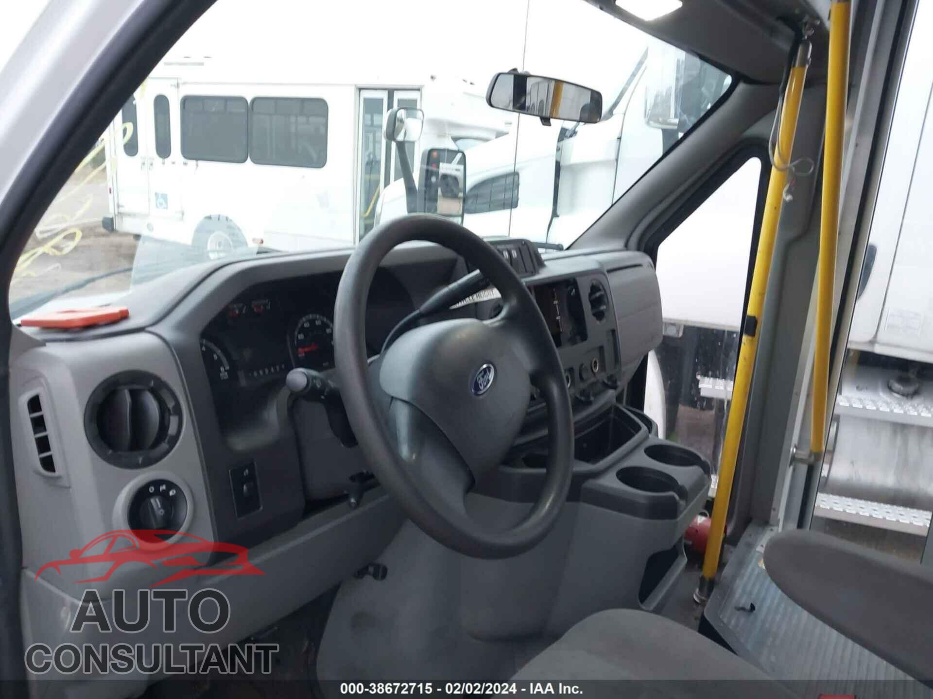 FORD E-450 CUTAWAY 2017 - 1FDFE4FS8HDC36472