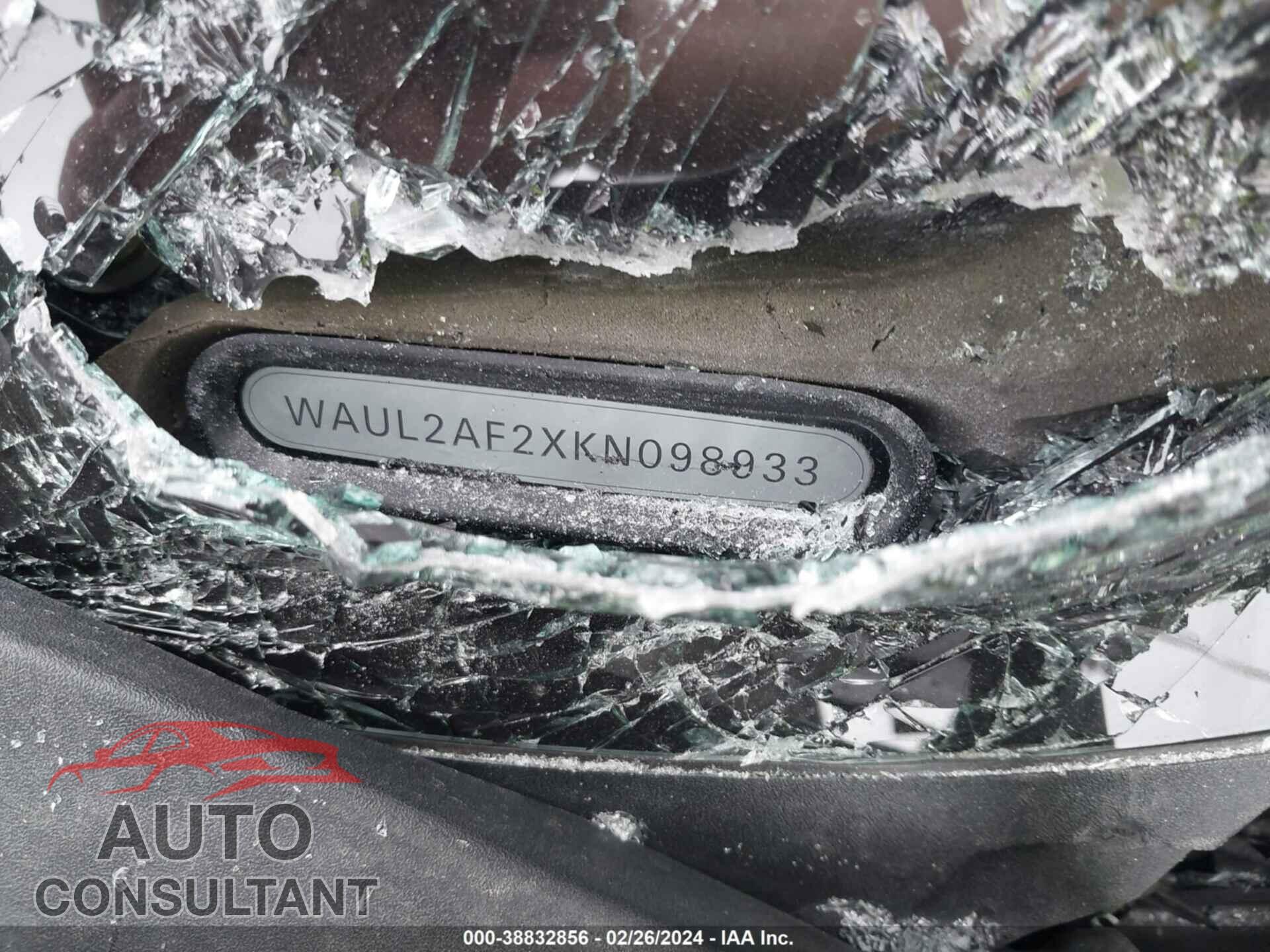 AUDI A6 2019 - WAUL2AF2XKN098933