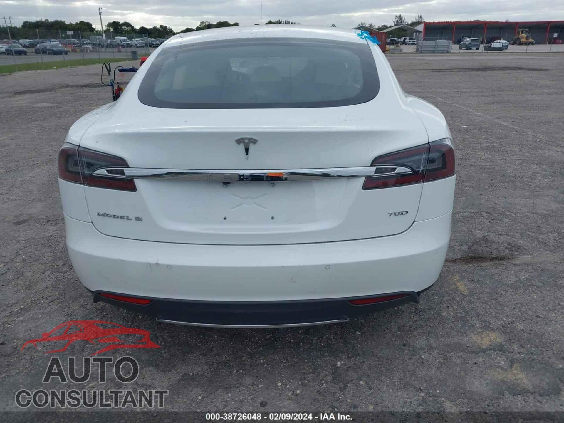 TESLA MODEL S 2016 - 5YJSA1E27GF128205