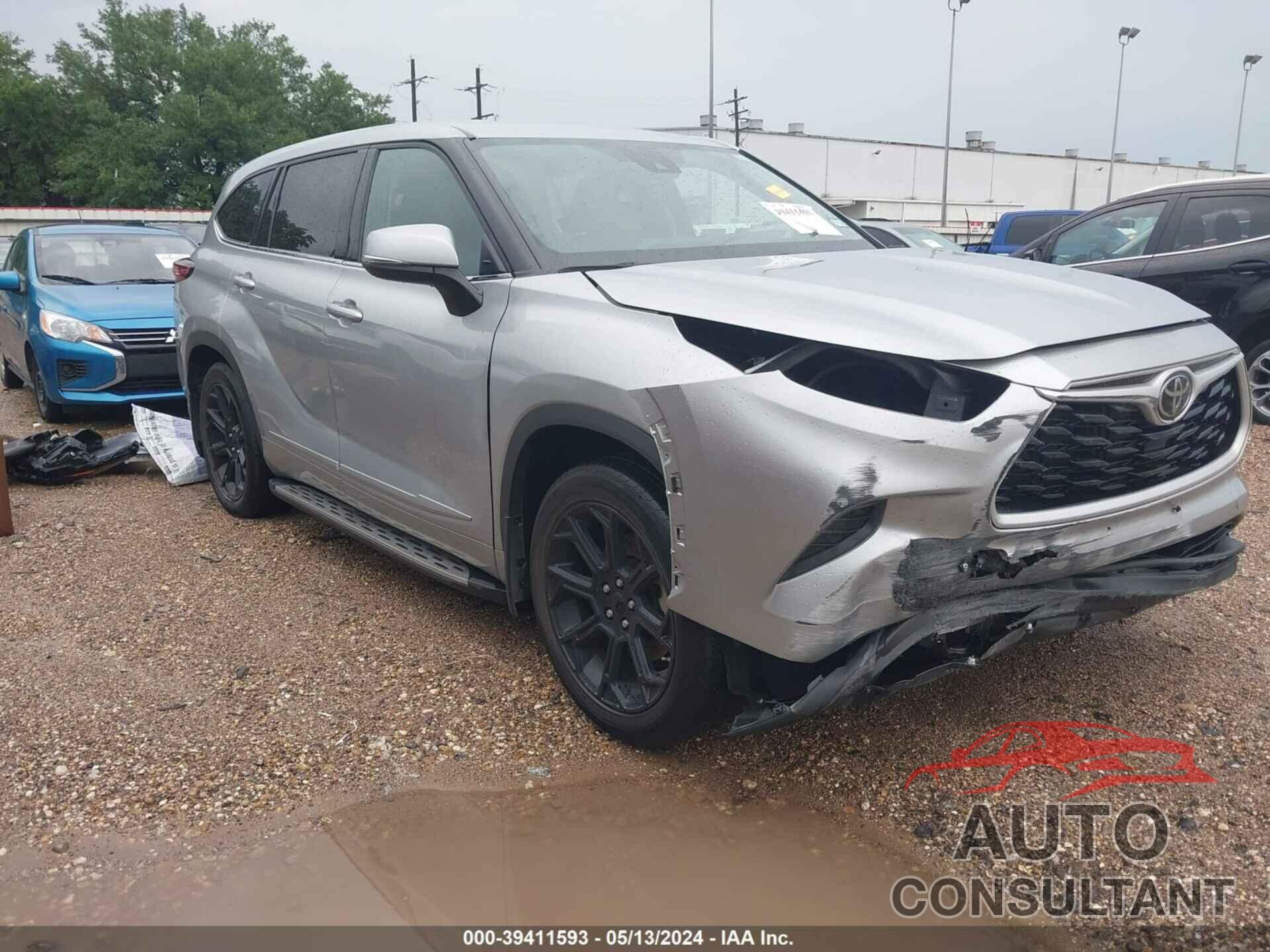 TOYOTA HIGHLANDER 2022 - 5TDCZRAHXNS560866