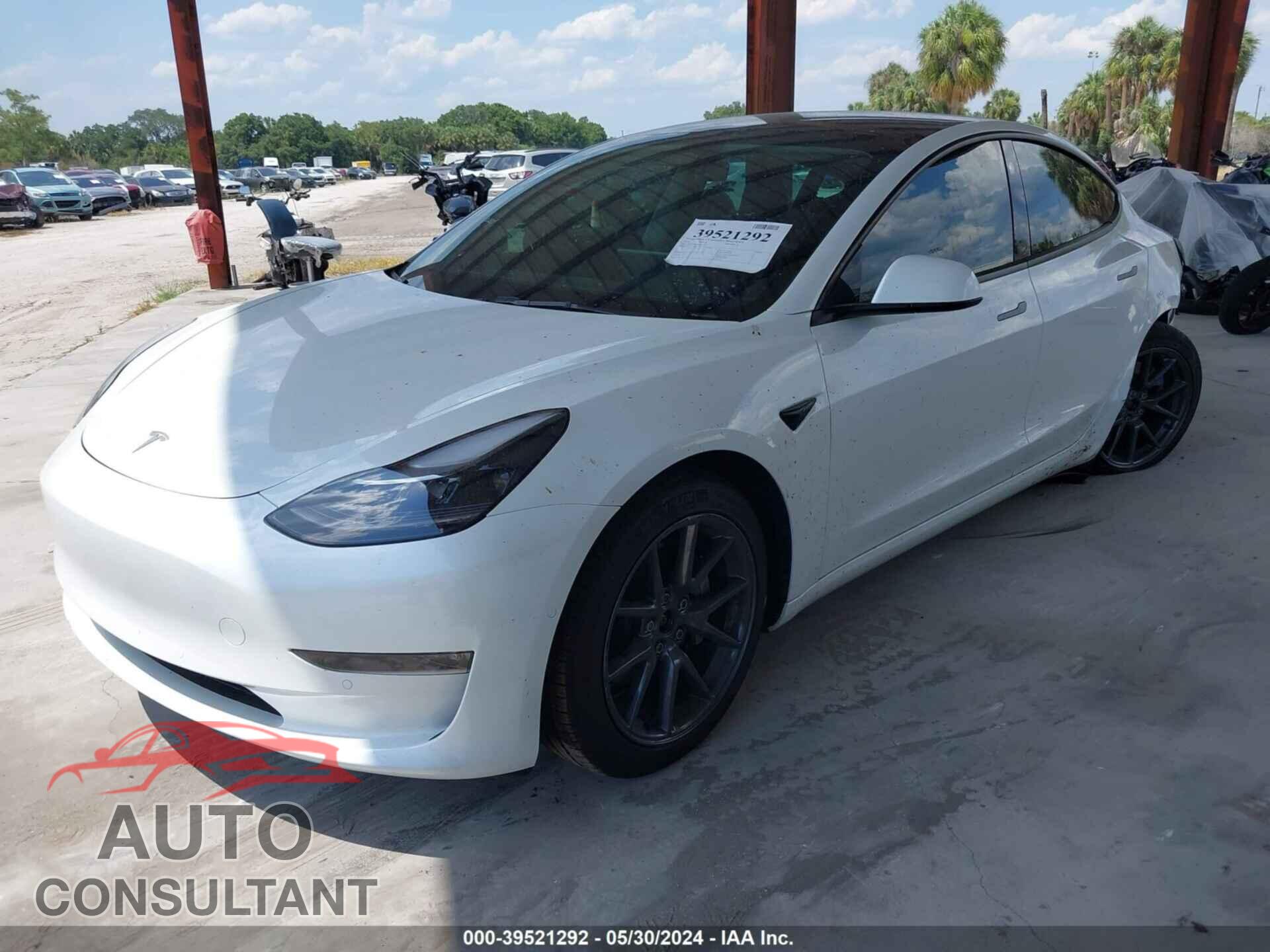 TESLA MODEL 3 2022 - 5YJ3E1EB0NF335329