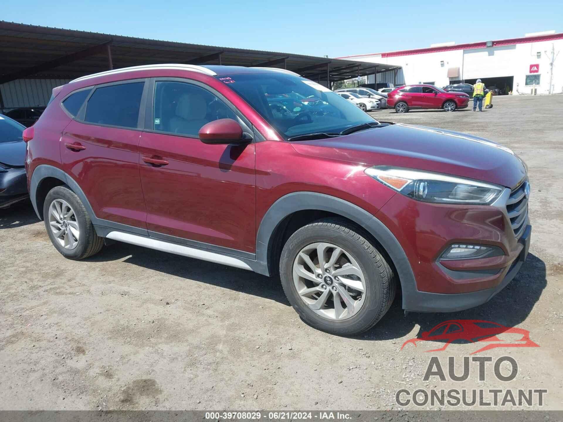 HYUNDAI TUCSON 2018 - KM8J33A41JU624099