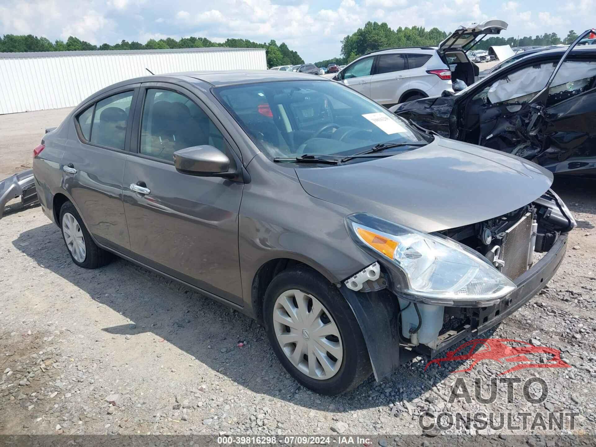 NISSAN VERSA 2017 - 3N1CN7AP0HK443789