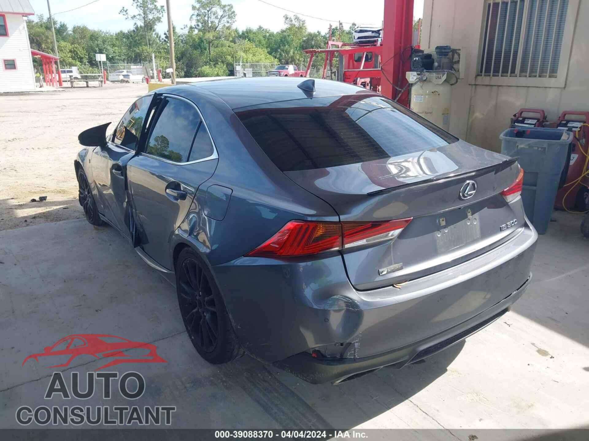 LEXUS IS 2018 - JTHBA1D2XJ5079963