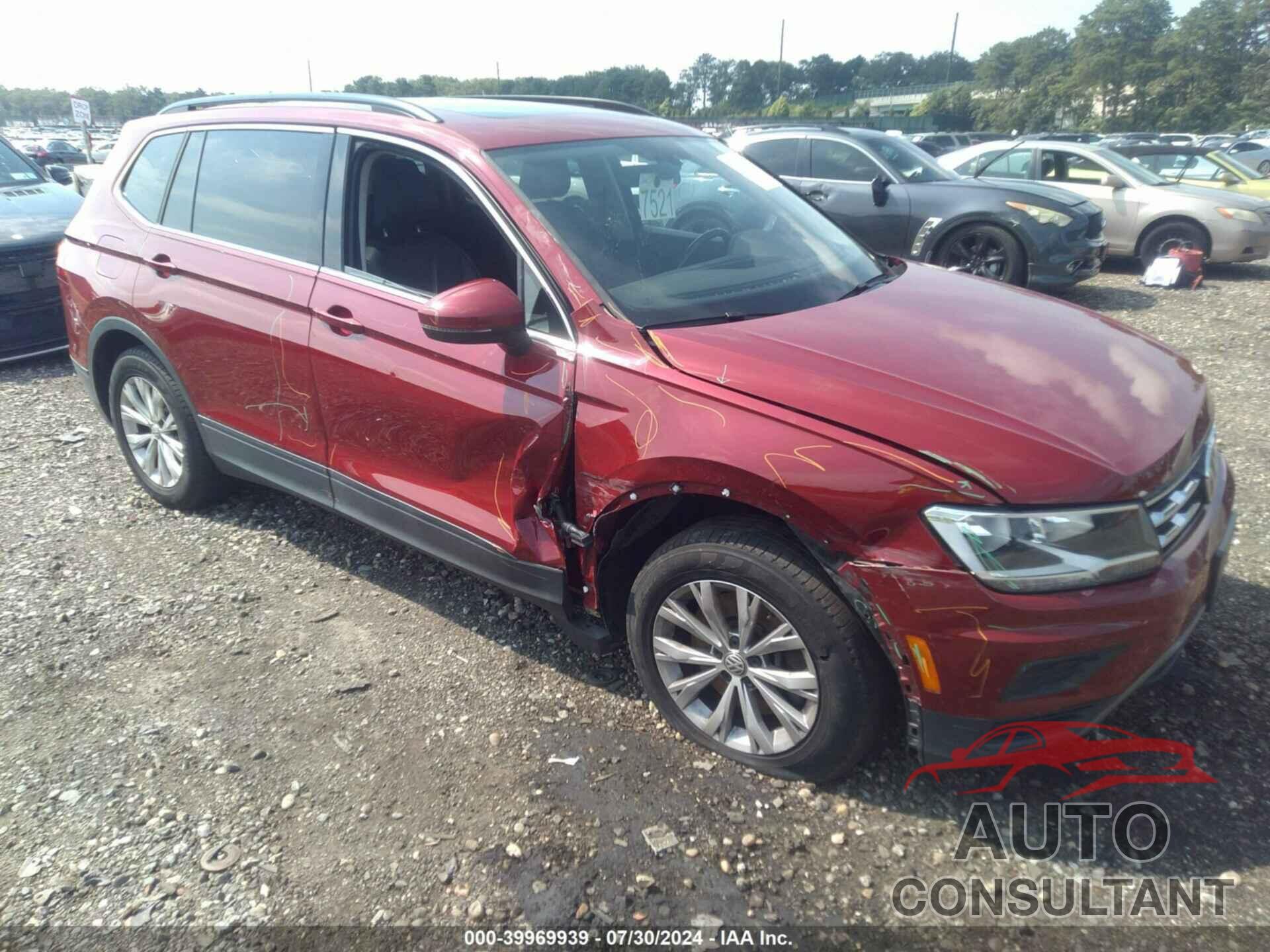 VOLKSWAGEN TIGUAN 2019 - 3VV2B7AX8KM075893