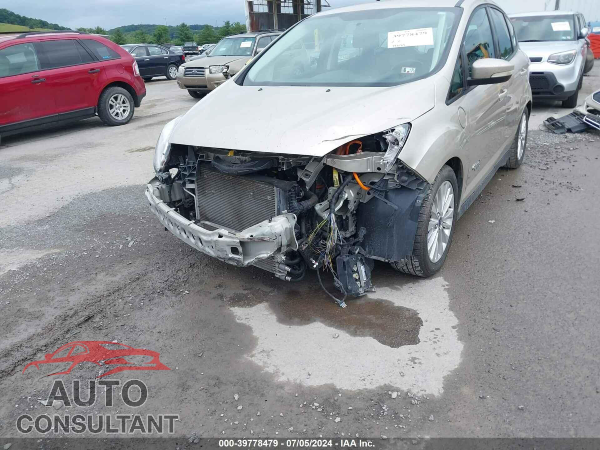 FORD C-MAX ENERGI 2017 - 1FADP5EU3HL107565