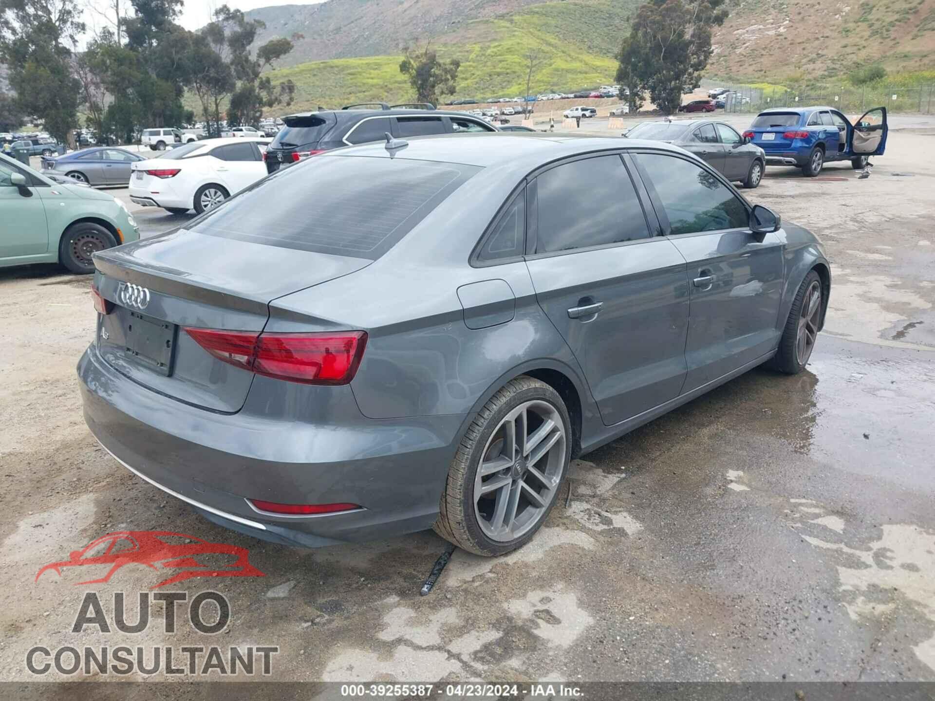 AUDI A3 2017 - WAUAUGFF5H1026027