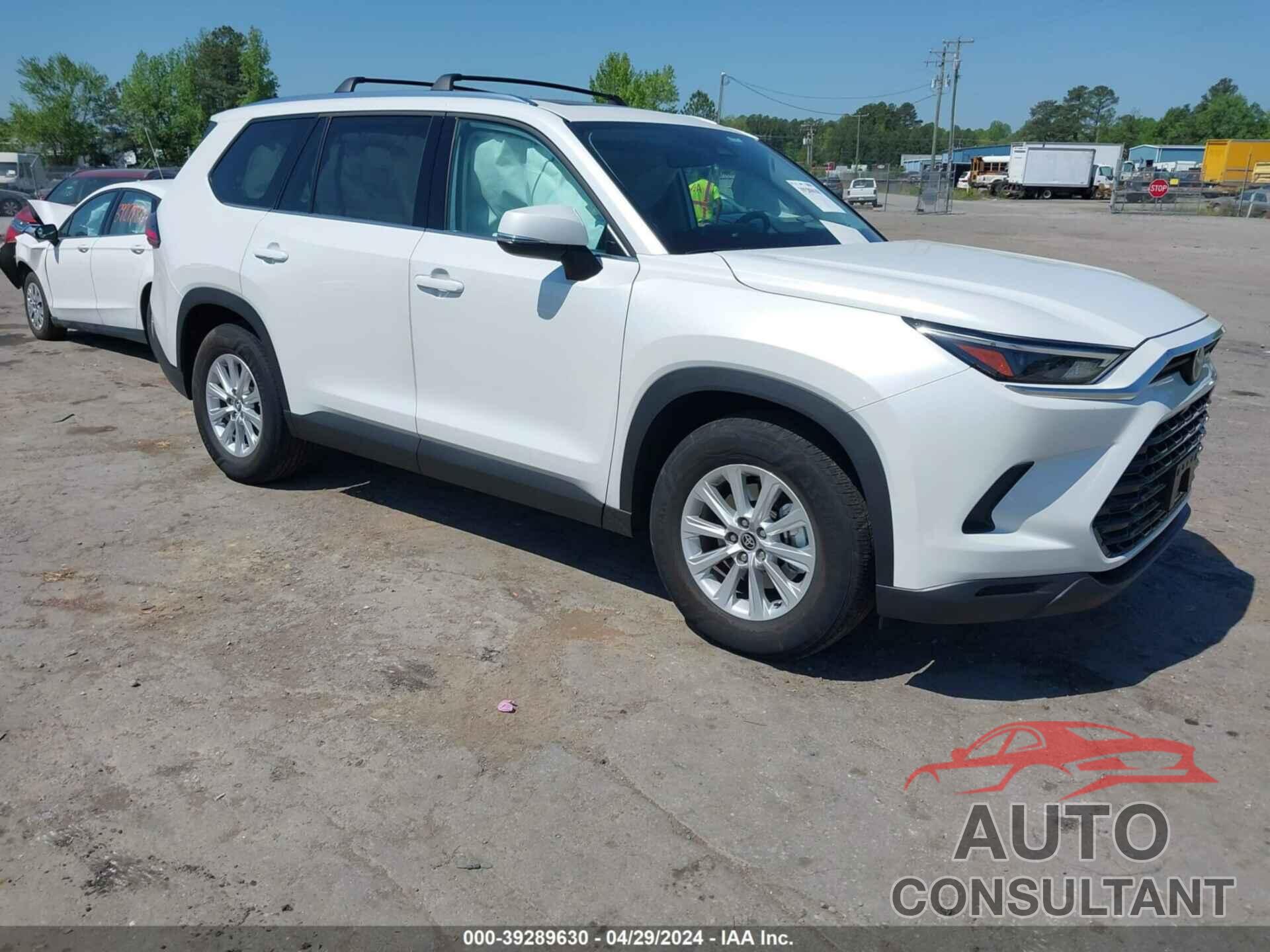TOYOTA GRAND HIGHLANDER 2024 - 5TDACAB52RS009285