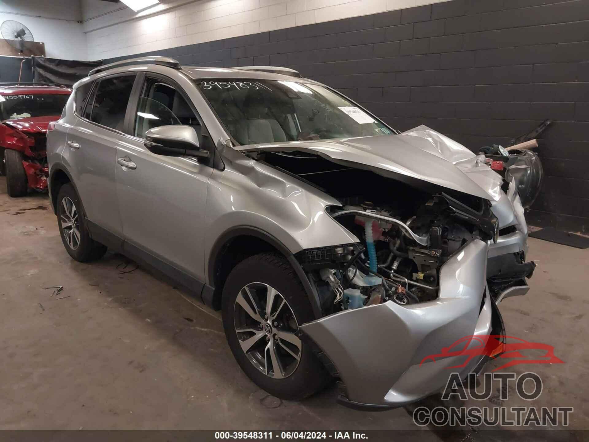 TOYOTA RAV4 2017 - 2T3RFREV2HW684491