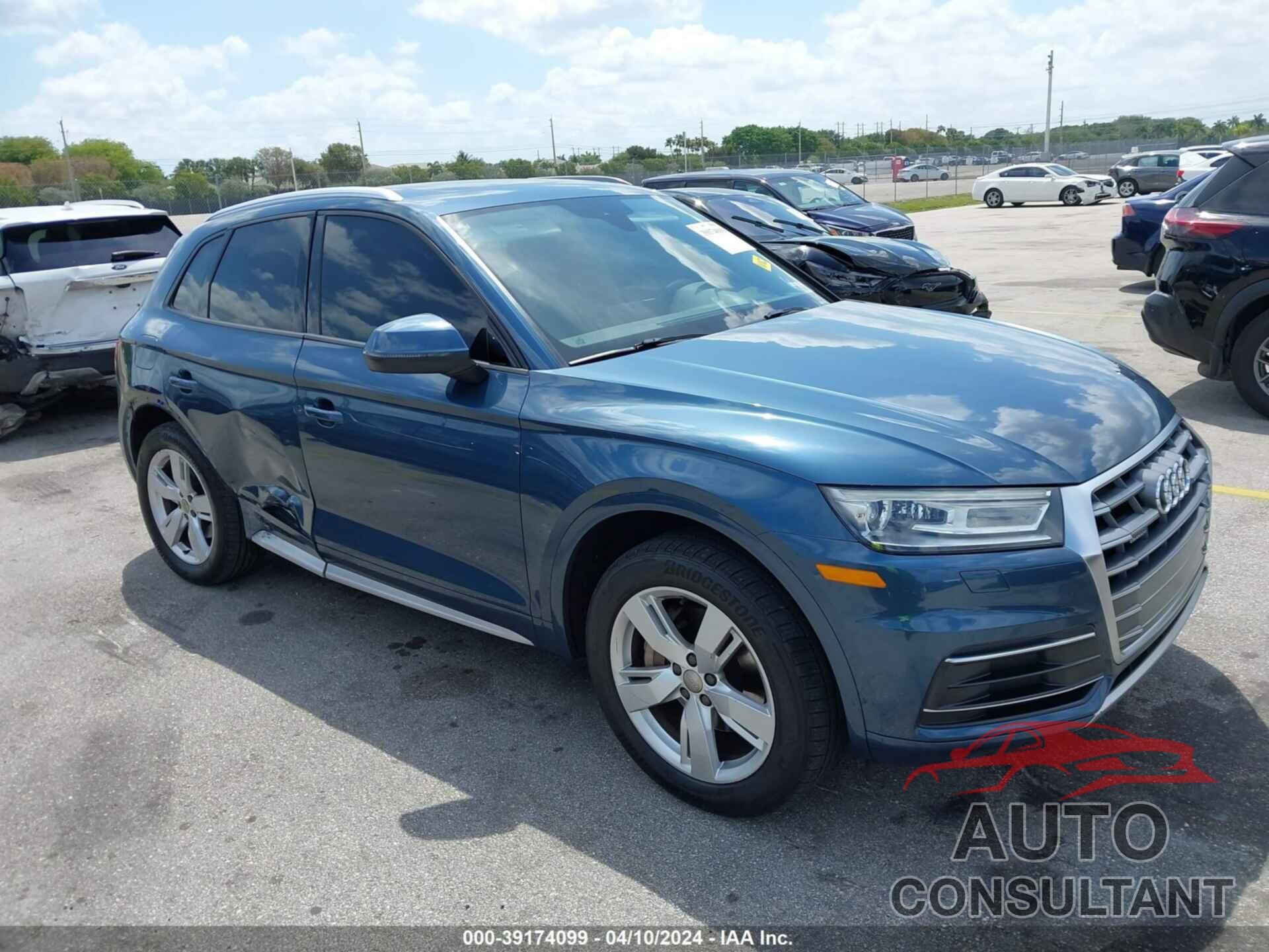 AUDI Q5 2018 - WA1ANAFY8J2014043