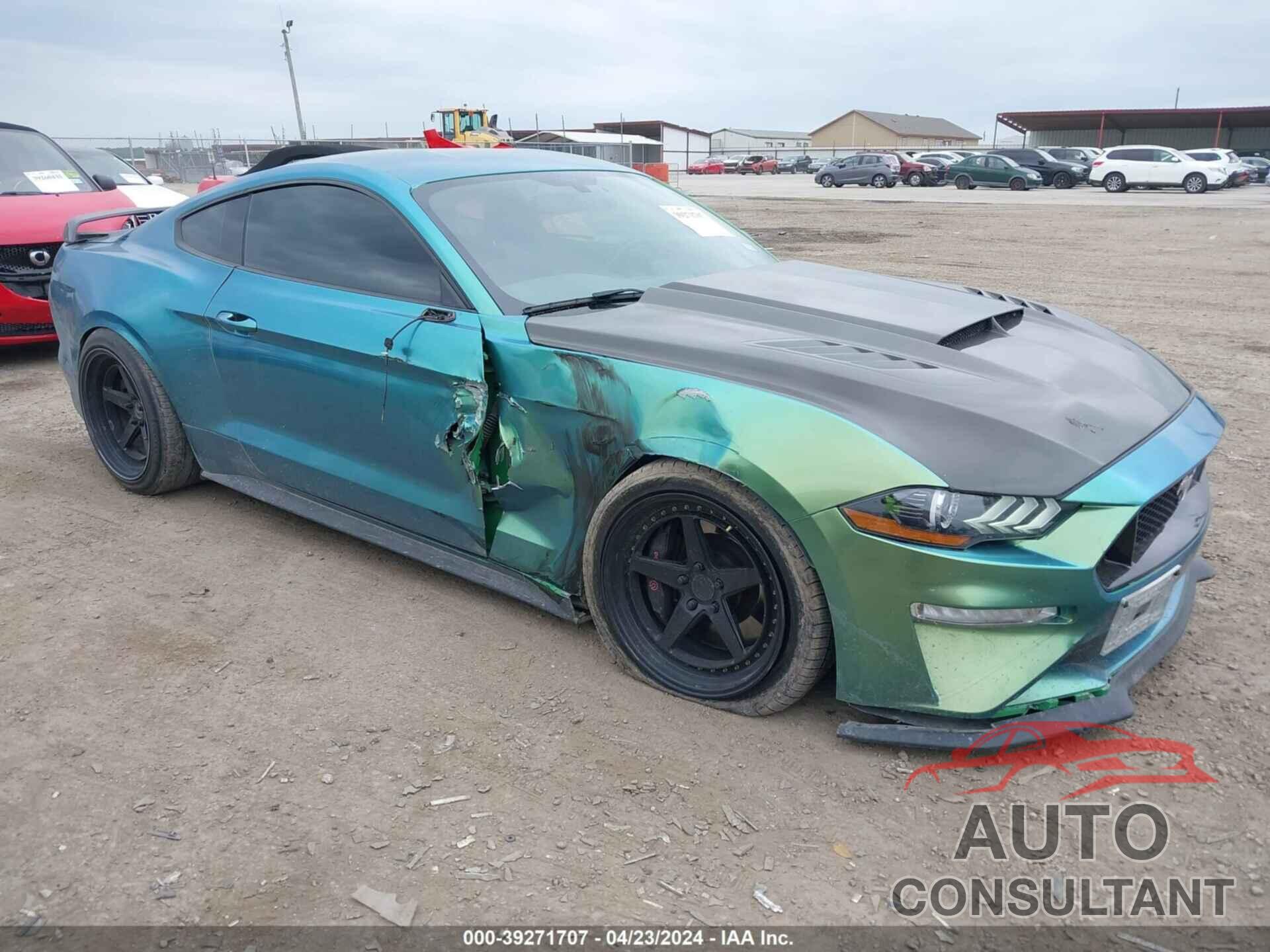 FORD MUSTANG 2019 - 1FA6P8CF4K5152721