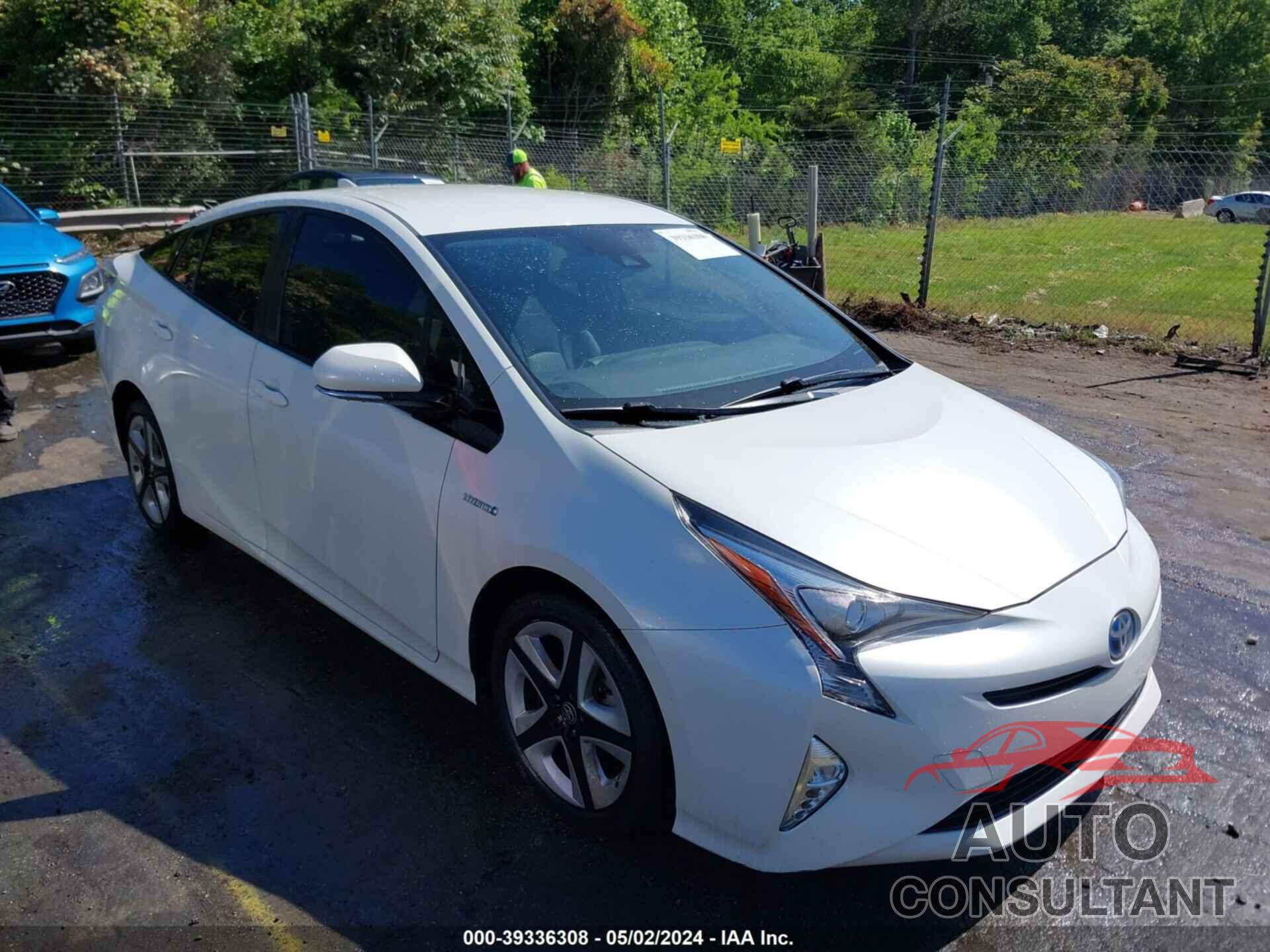 TOYOTA PRIUS 2016 - JTDKARFU5G3015316