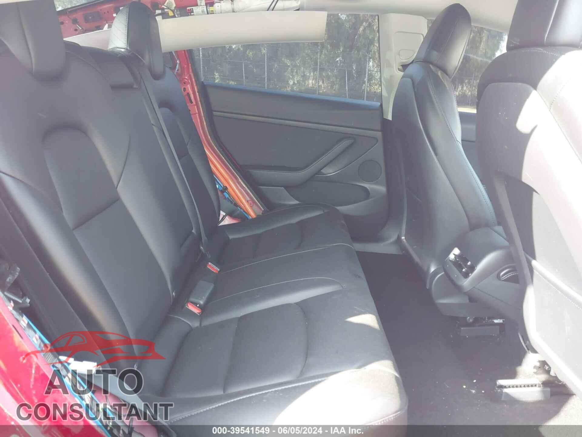 TESLA MODEL 3 2022 - 5YJ3E1EB5NF121193