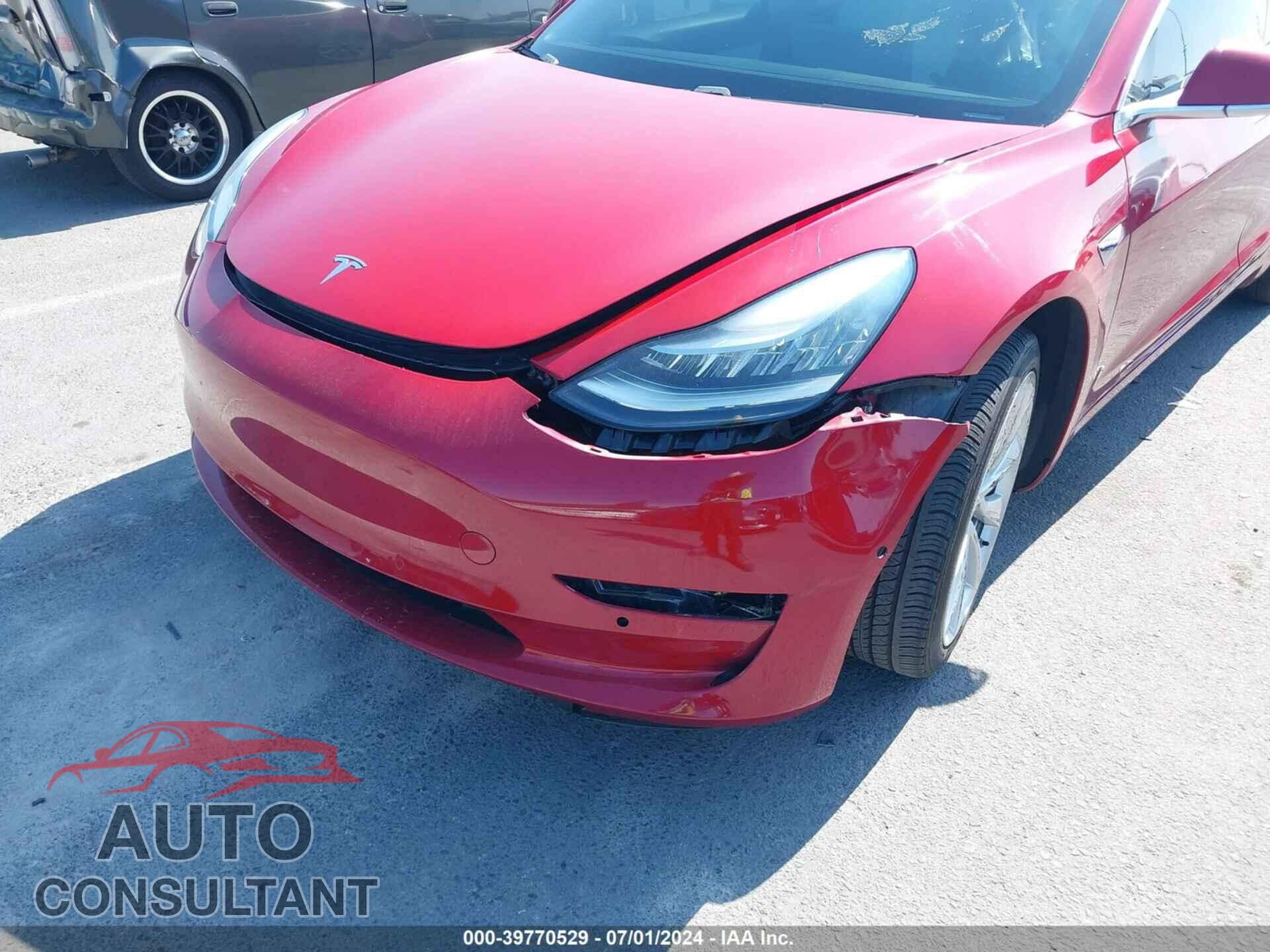 TESLA MODEL 3 2019 - 5YJ3E1EA5KF527798